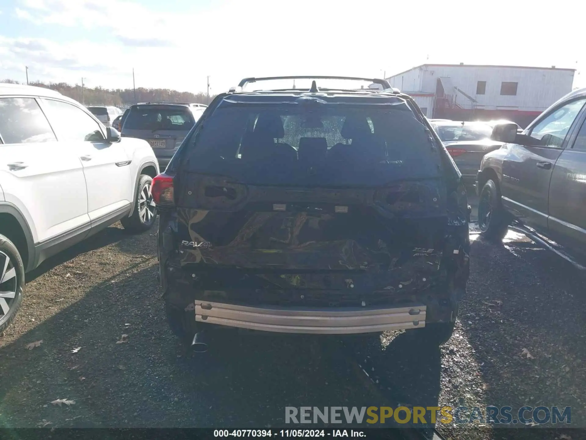 17 Photograph of a damaged car 2T3P1RFV8KC021858 TOYOTA RAV4 2019