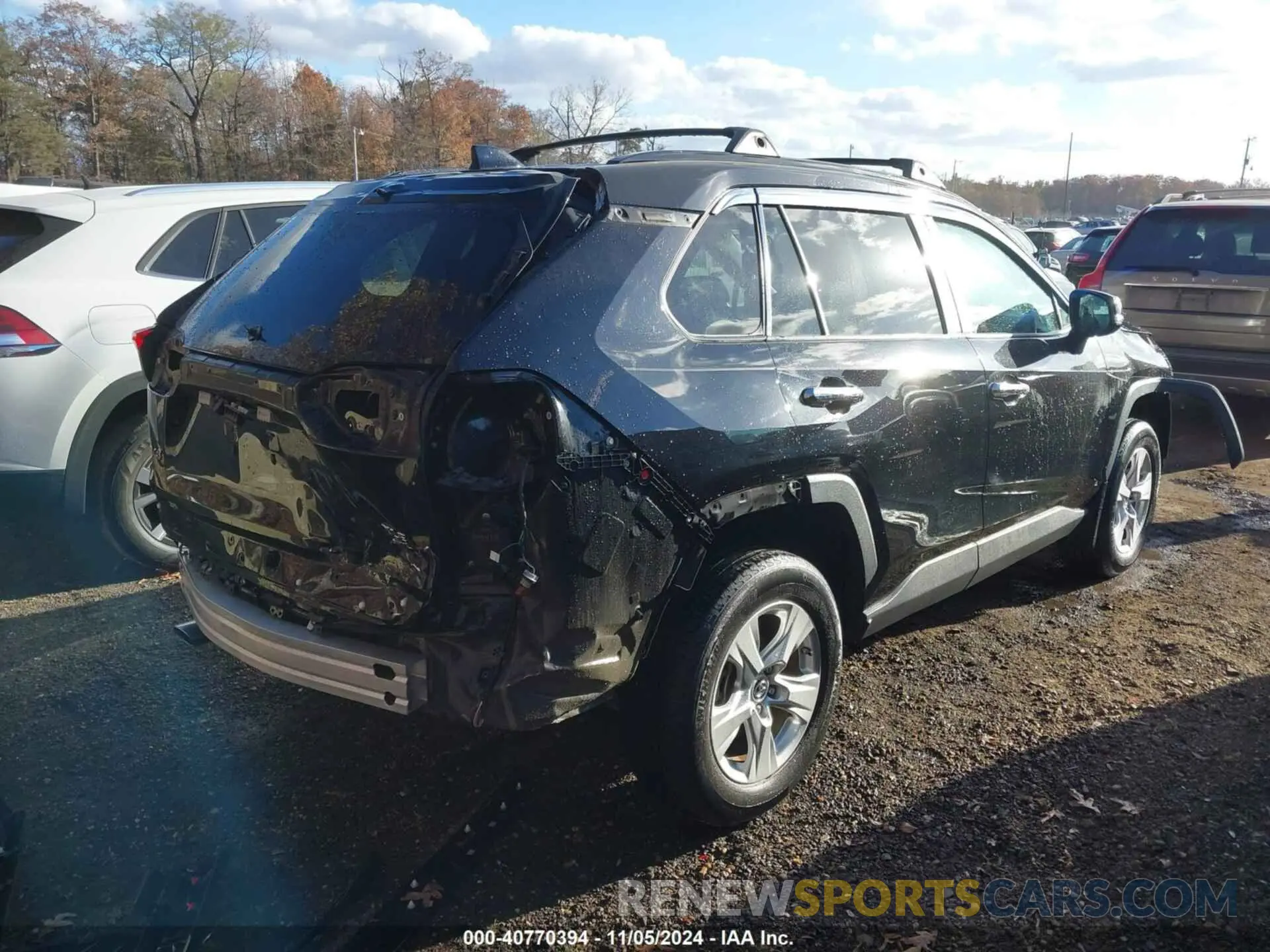 4 Photograph of a damaged car 2T3P1RFV8KC021858 TOYOTA RAV4 2019