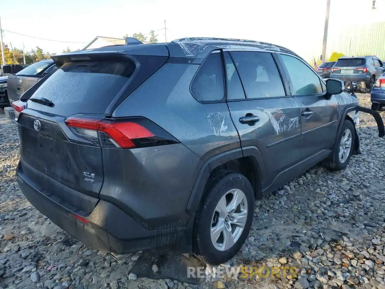 4 Photograph of a damaged car 2T3P1RFV8KC048655 TOYOTA RAV4 2019