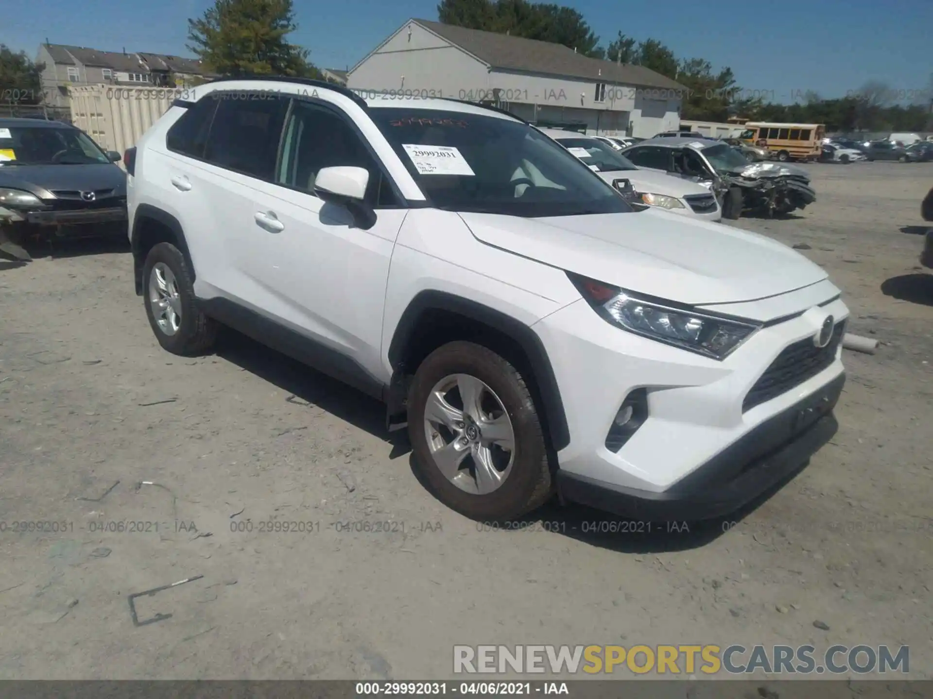 1 Photograph of a damaged car 2T3P1RFV8KW027335 TOYOTA RAV4 2019