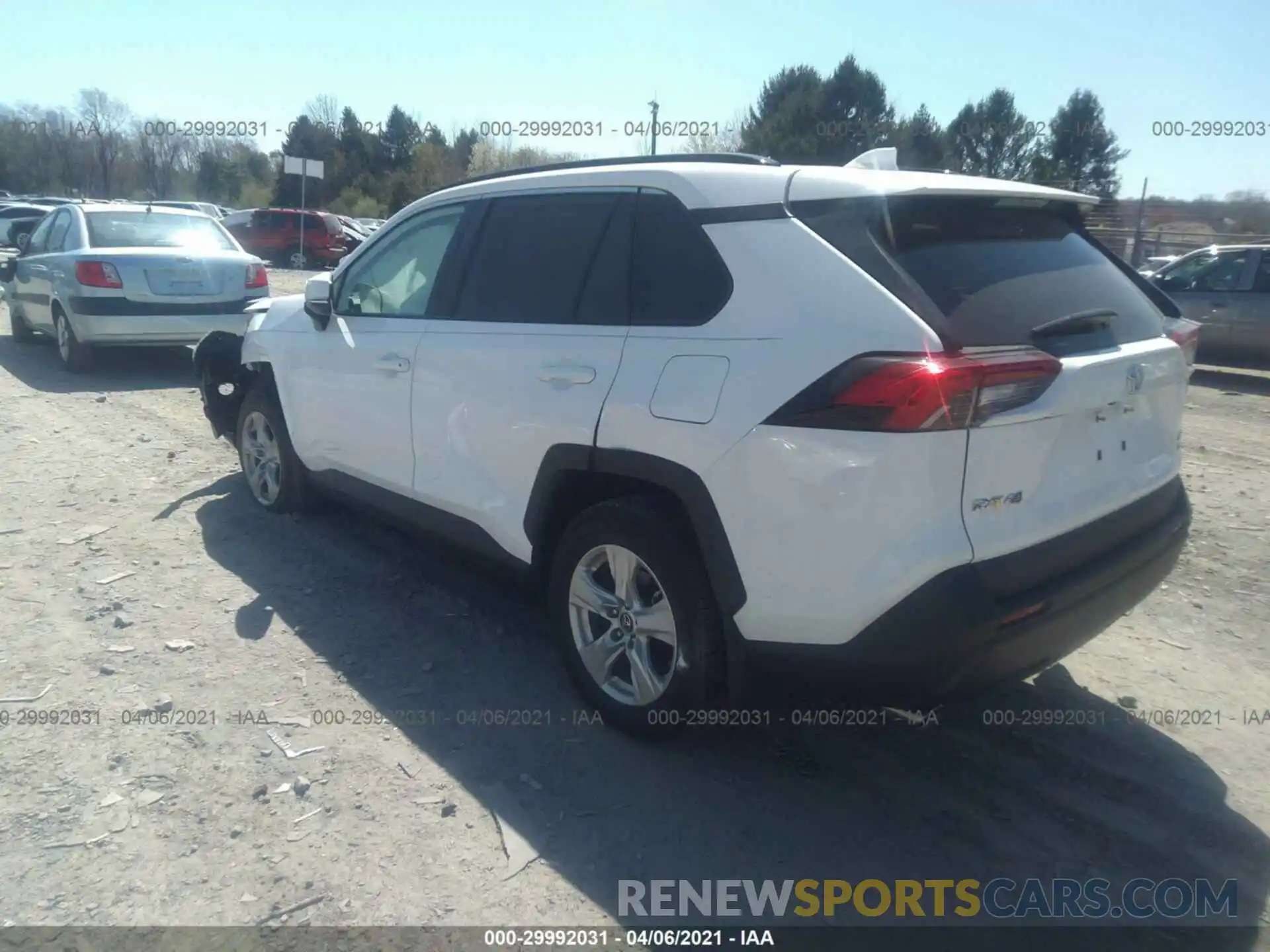 3 Photograph of a damaged car 2T3P1RFV8KW027335 TOYOTA RAV4 2019