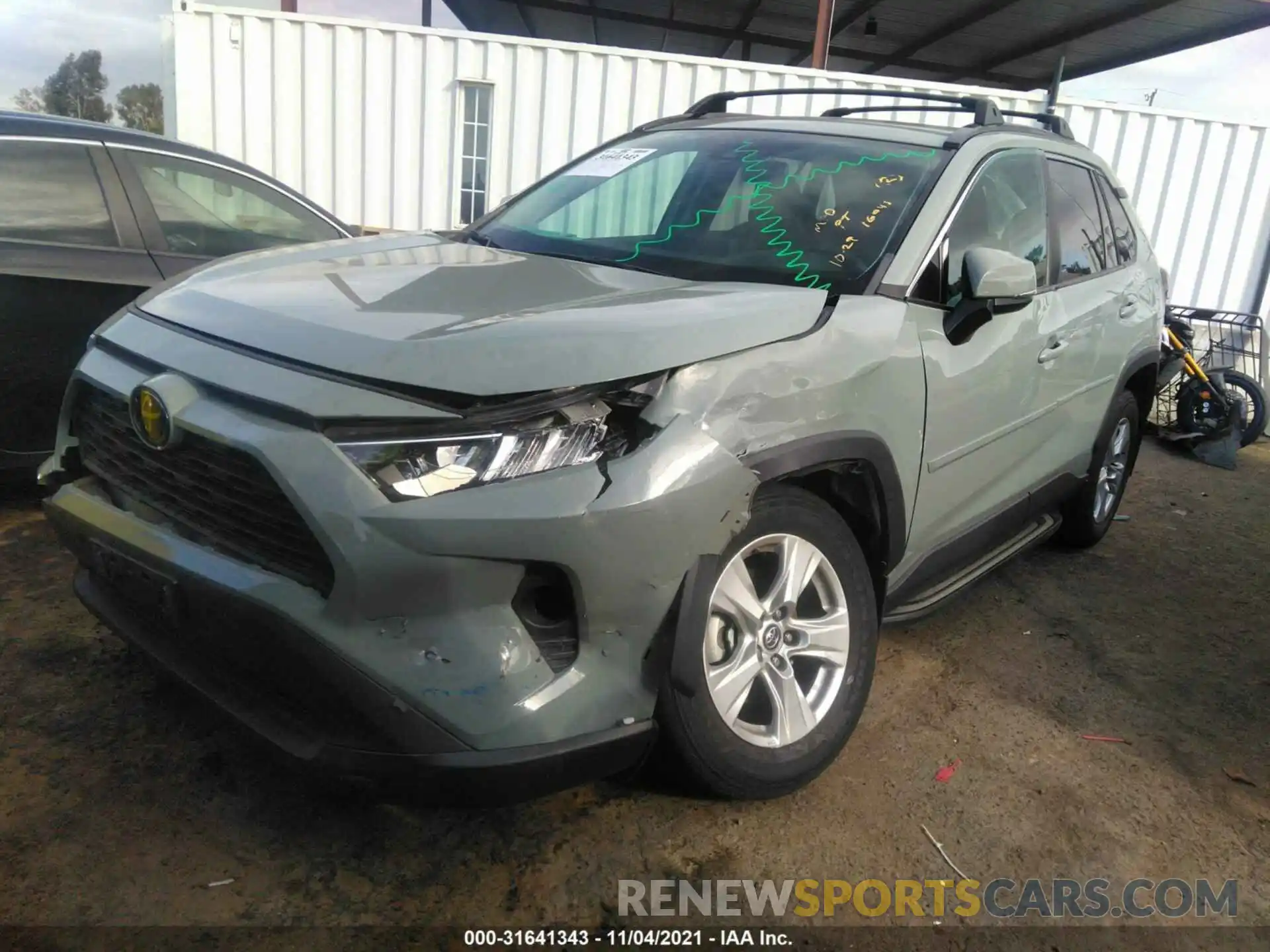 2 Photograph of a damaged car 2T3P1RFV8KW038383 TOYOTA RAV4 2019