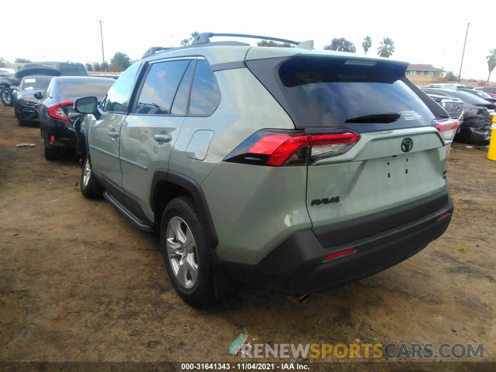 3 Photograph of a damaged car 2T3P1RFV8KW038383 TOYOTA RAV4 2019