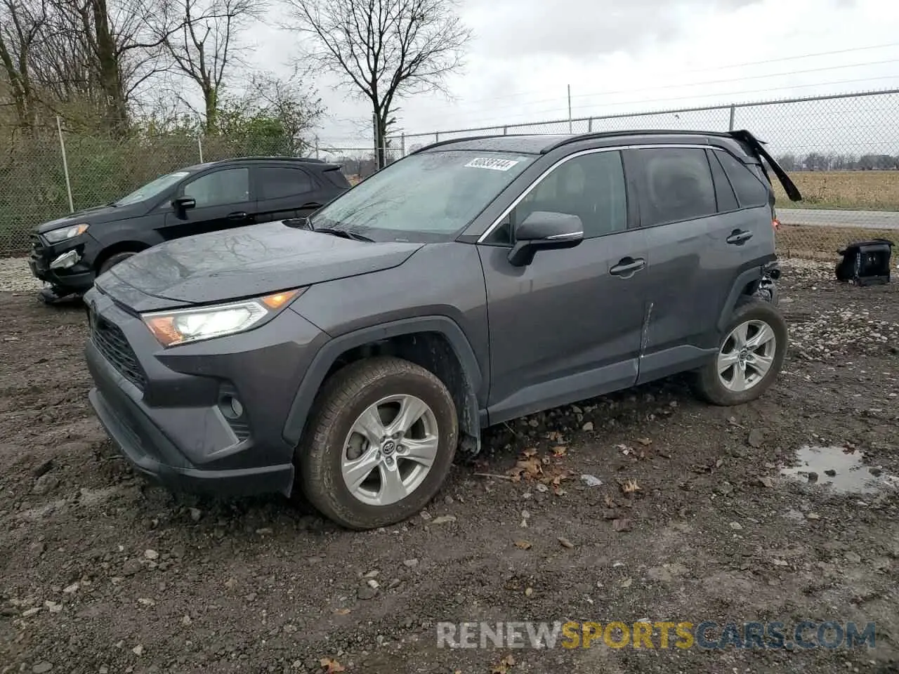 1 Photograph of a damaged car 2T3P1RFV8KW039758 TOYOTA RAV4 2019