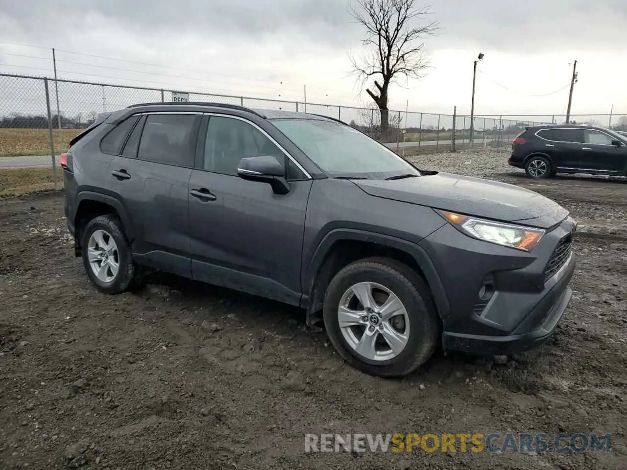4 Photograph of a damaged car 2T3P1RFV8KW039758 TOYOTA RAV4 2019
