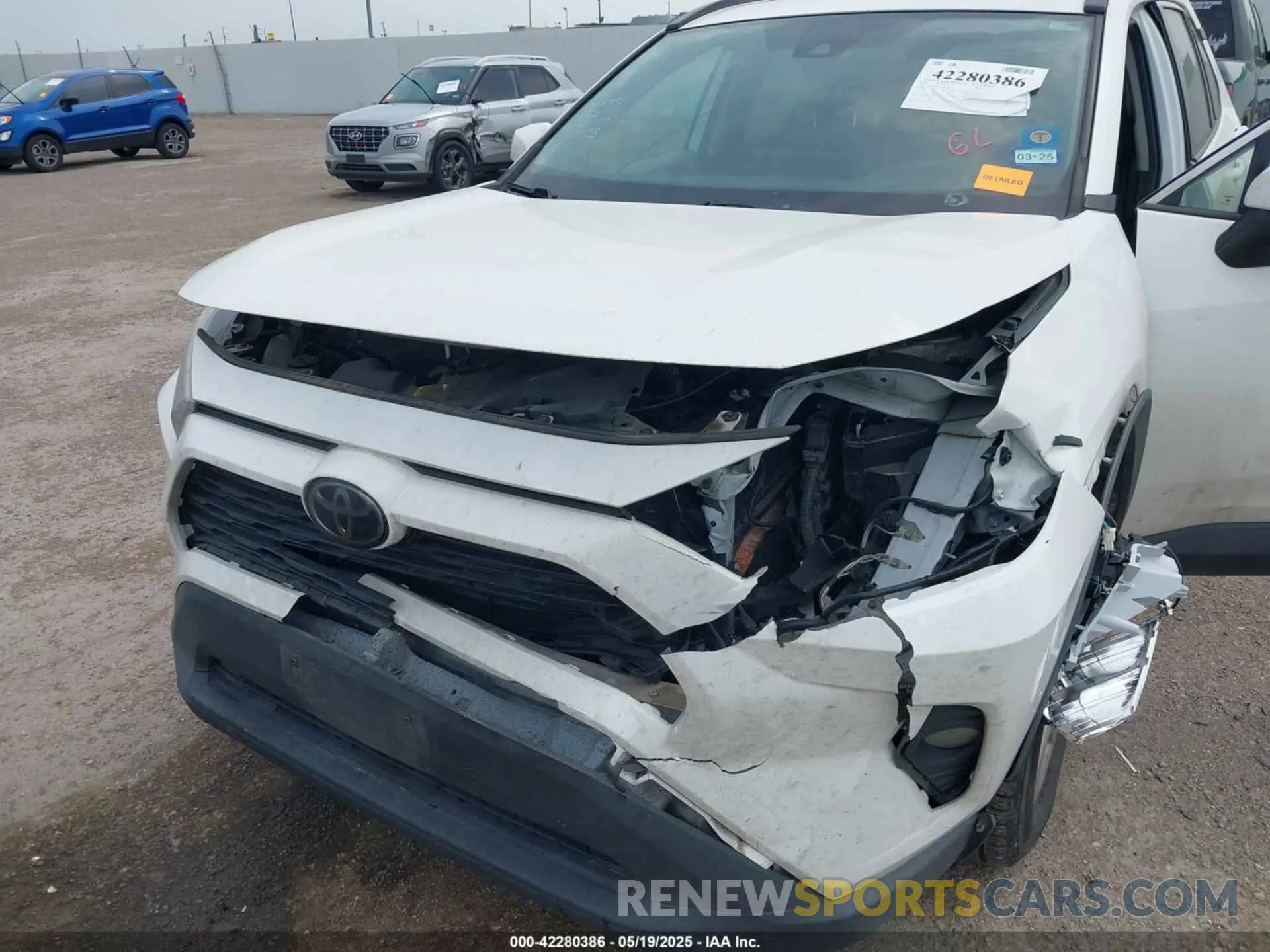 6 Photograph of a damaged car 2T3P1RFV8KW040053 TOYOTA RAV4 2019