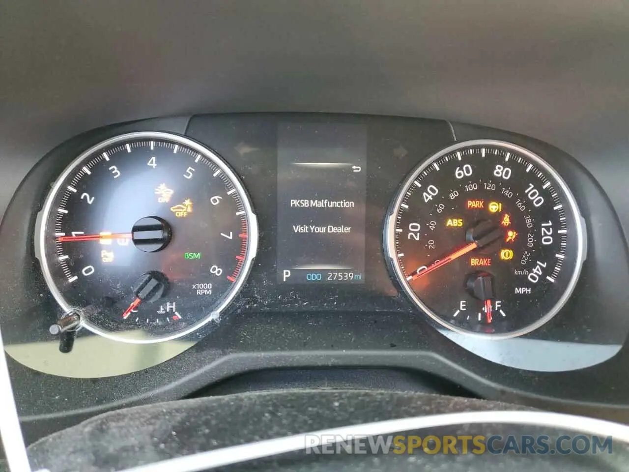 9 Photograph of a damaged car 2T3P1RFV8KW057175 TOYOTA RAV4 2019