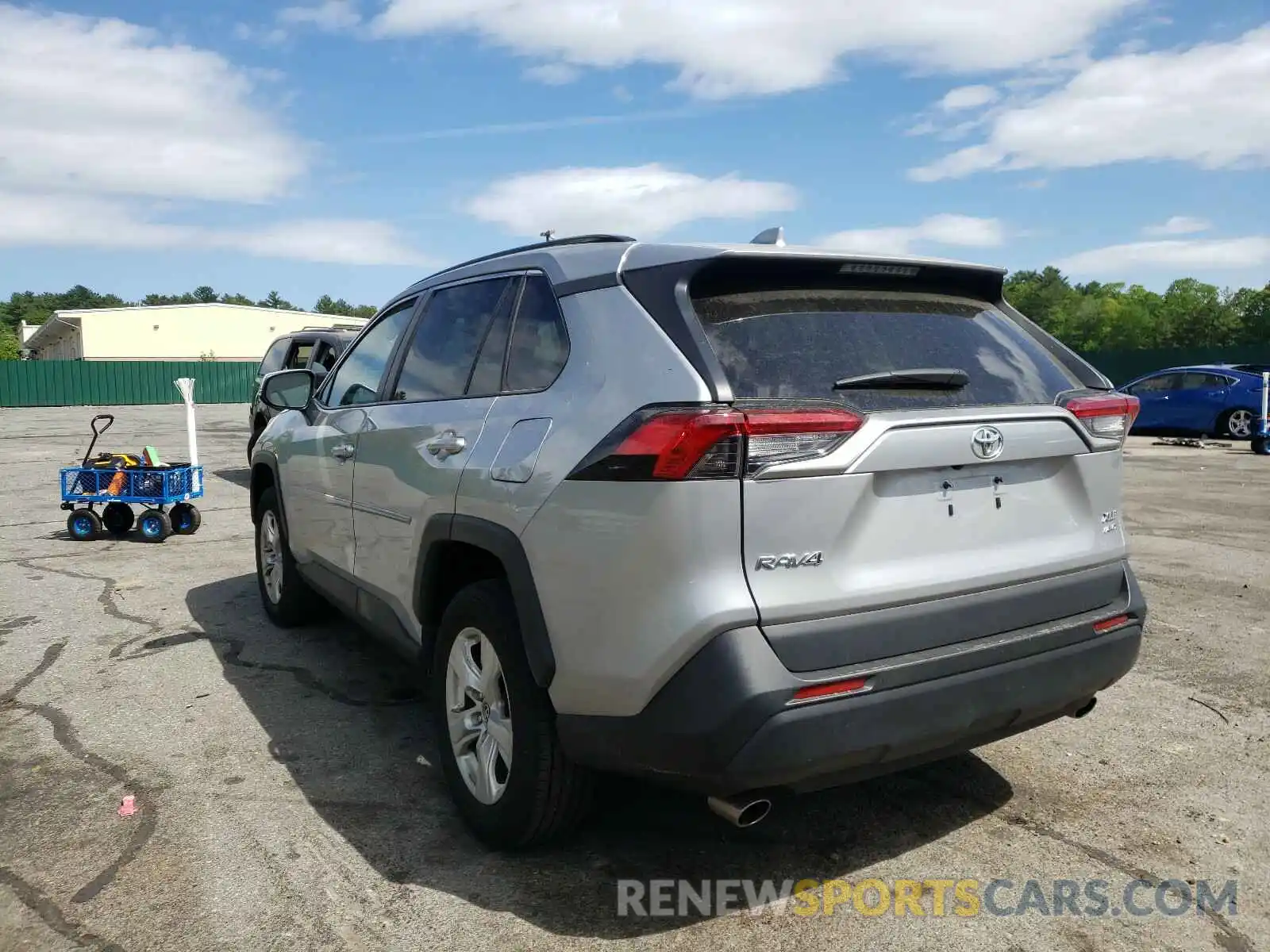 3 Photograph of a damaged car 2T3P1RFV8KW058973 TOYOTA RAV4 2019