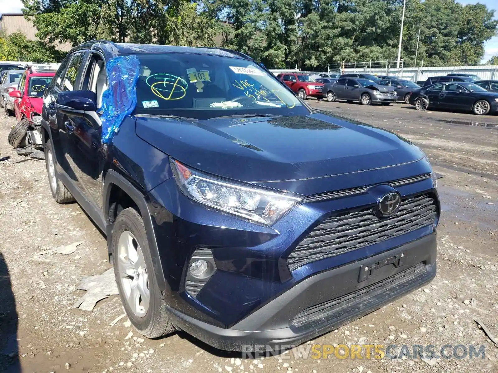 1 Photograph of a damaged car 2T3P1RFV8KW059041 TOYOTA RAV4 2019