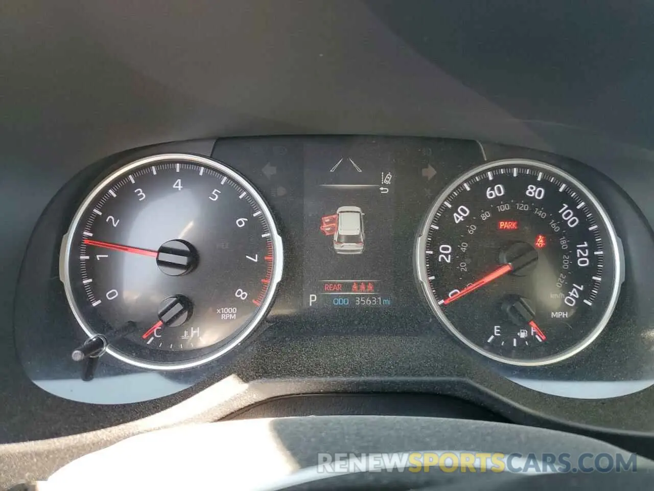 9 Photograph of a damaged car 2T3P1RFV8KW059704 TOYOTA RAV4 2019