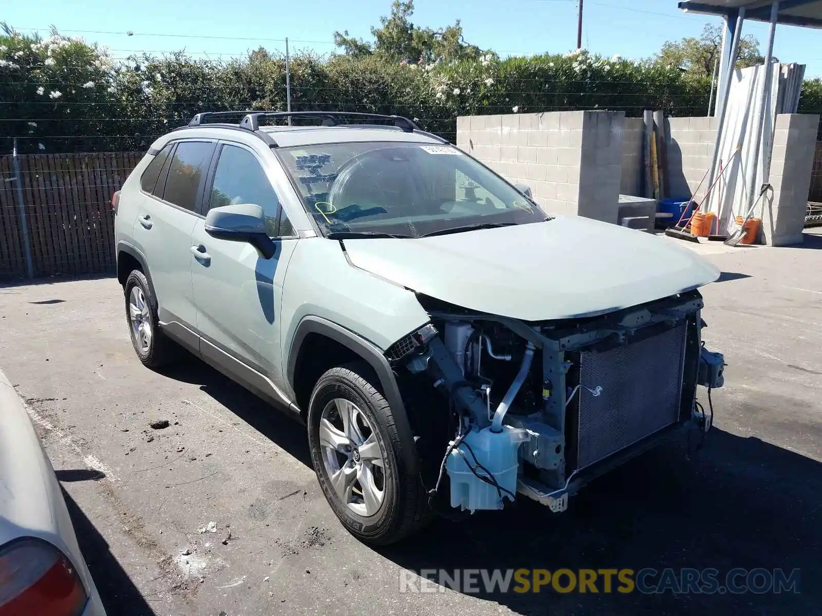 1 Photograph of a damaged car 2T3P1RFV9KC002753 TOYOTA RAV4 2019