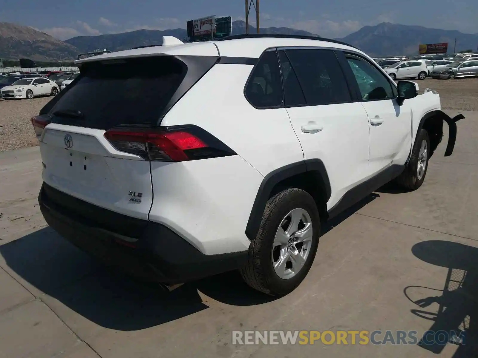 4 Photograph of a damaged car 2T3P1RFV9KC008407 TOYOTA RAV4 2019