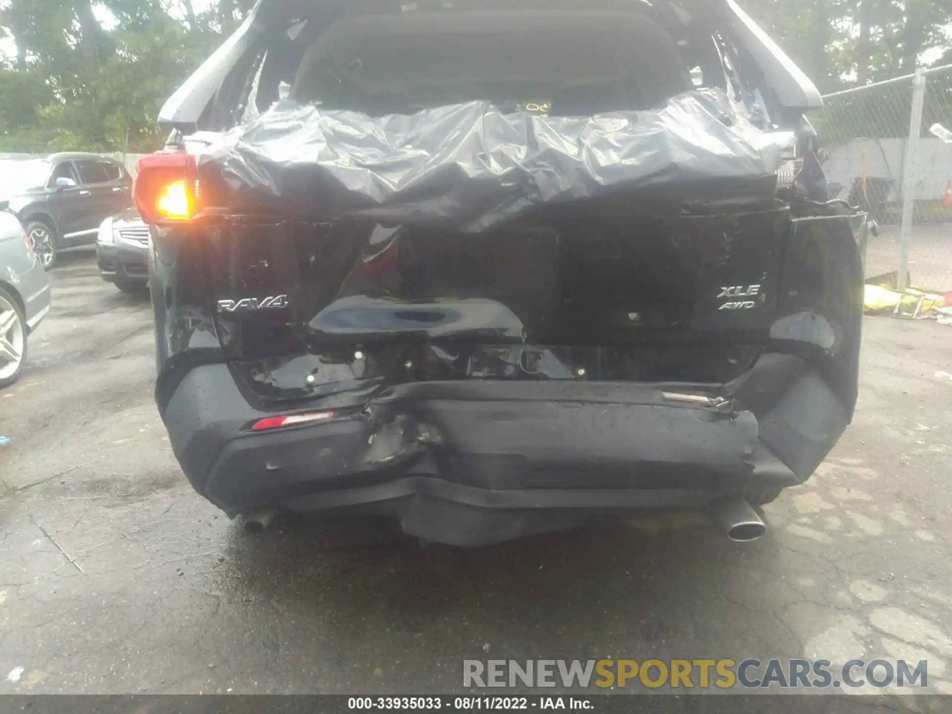 6 Photograph of a damaged car 2T3P1RFV9KC059602 TOYOTA RAV4 2019