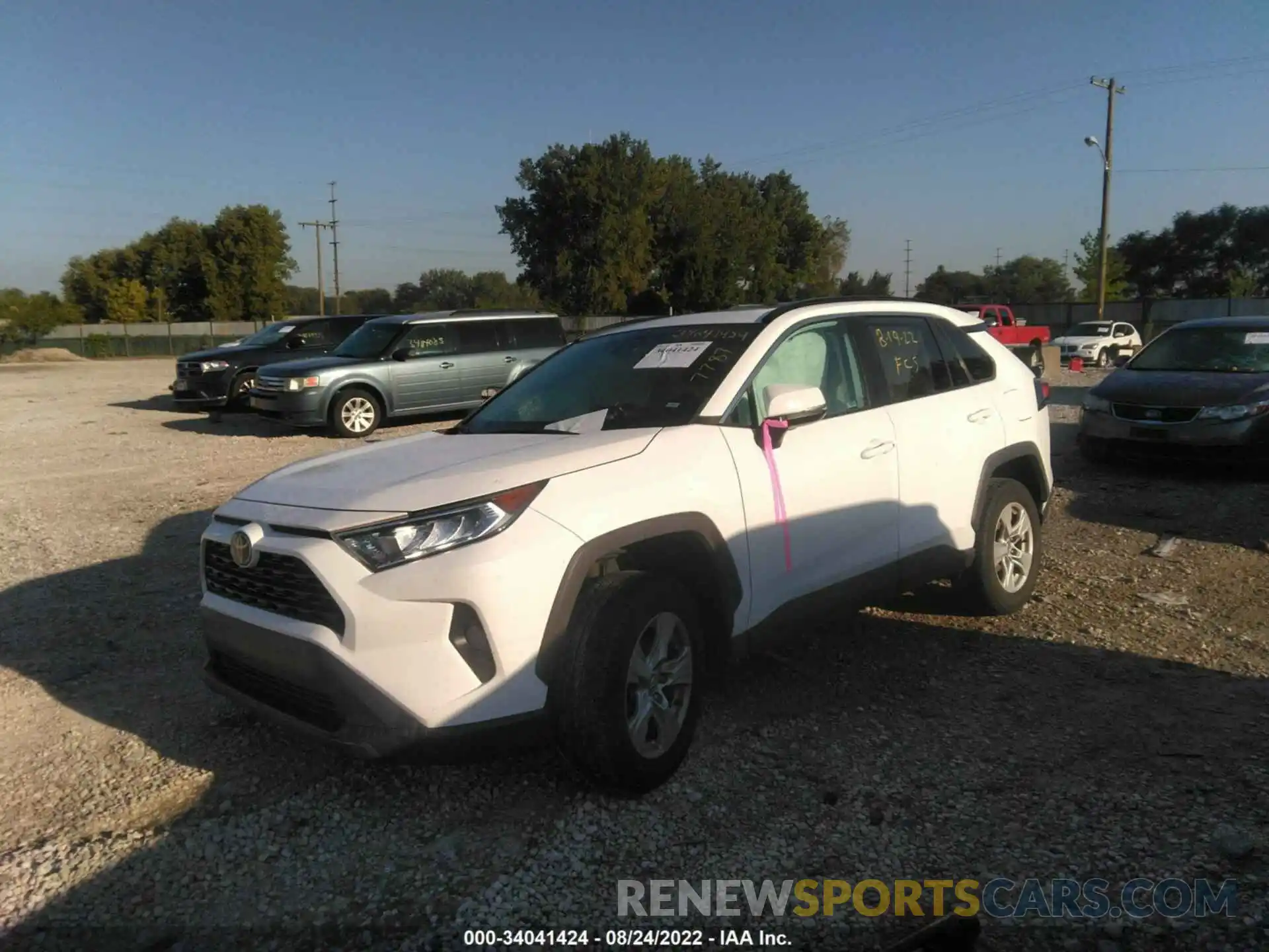 2 Photograph of a damaged car 2T3P1RFV9KW007787 TOYOTA RAV4 2019