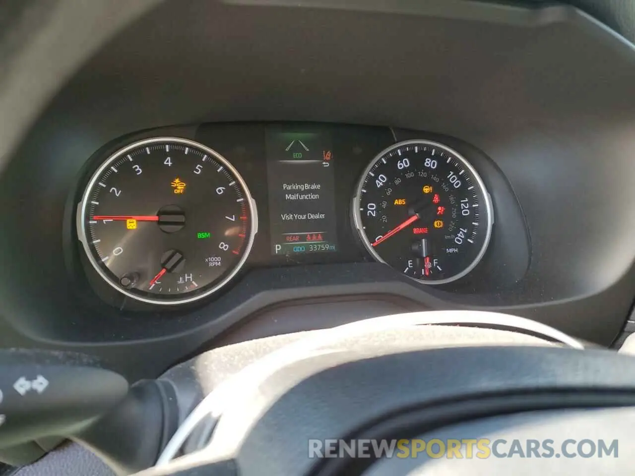 9 Photograph of a damaged car 2T3P1RFV9KW043818 TOYOTA RAV4 2019