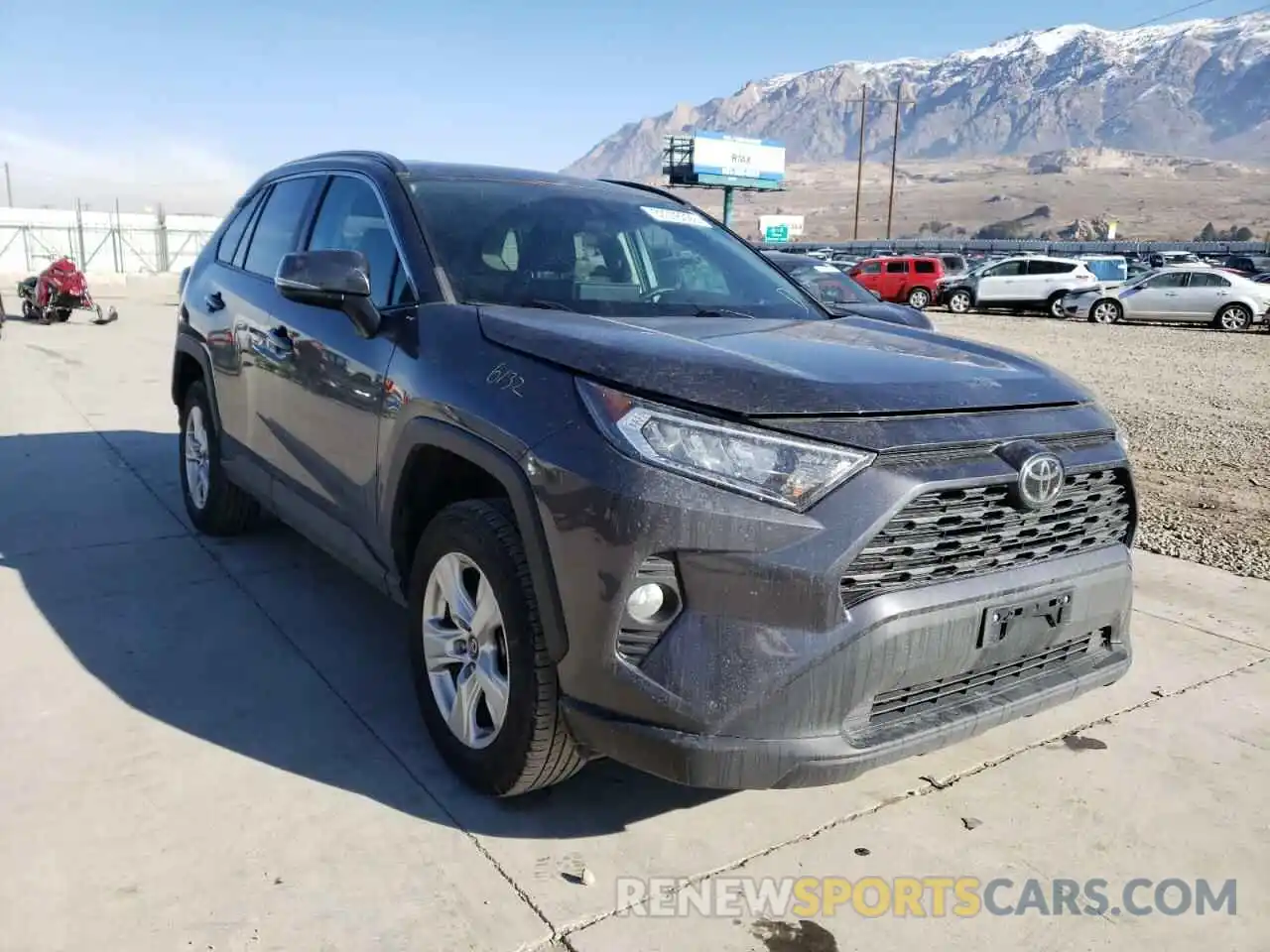 1 Photograph of a damaged car 2T3P1RFV9KW053572 TOYOTA RAV4 2019