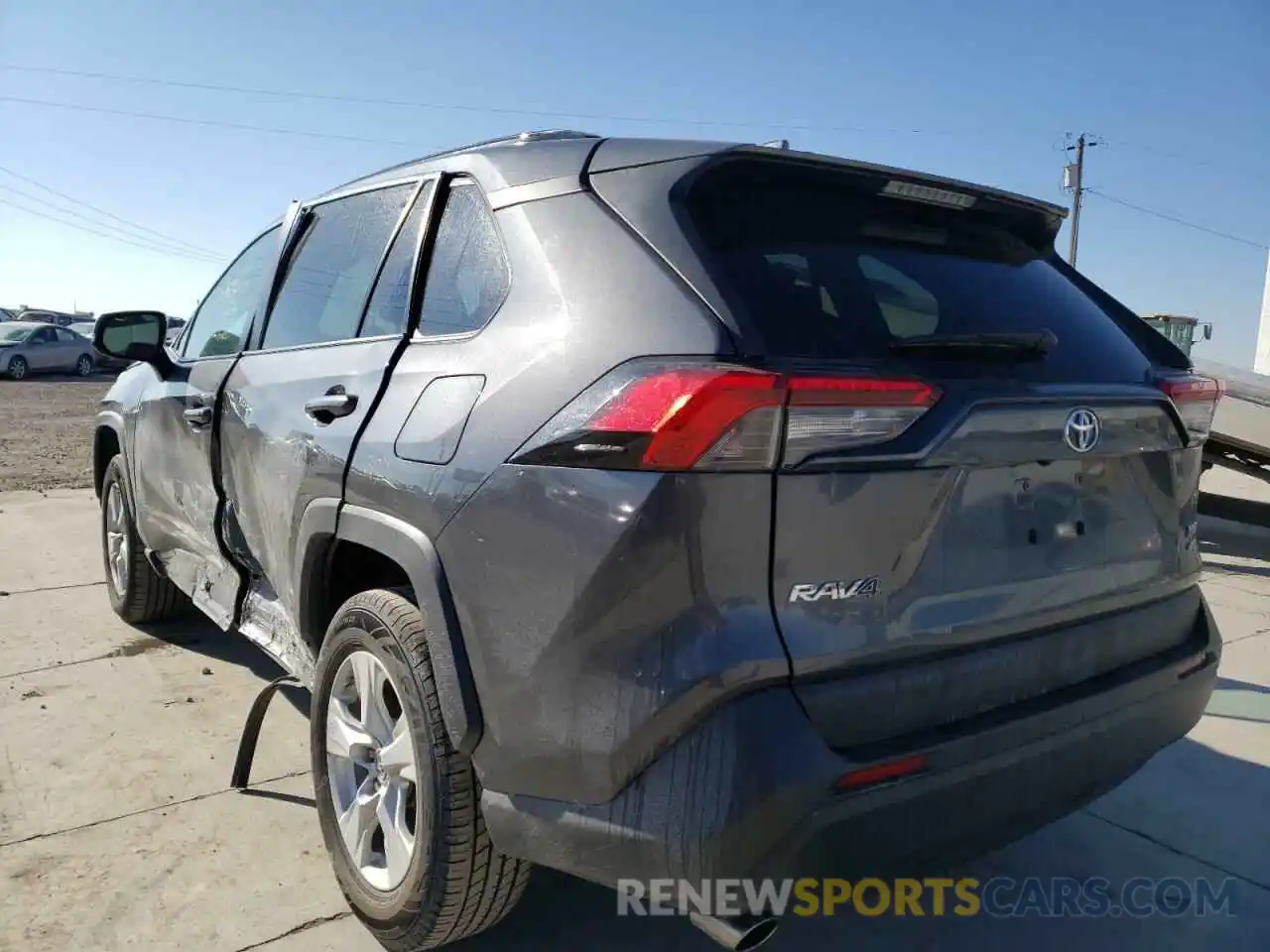 3 Photograph of a damaged car 2T3P1RFV9KW053572 TOYOTA RAV4 2019