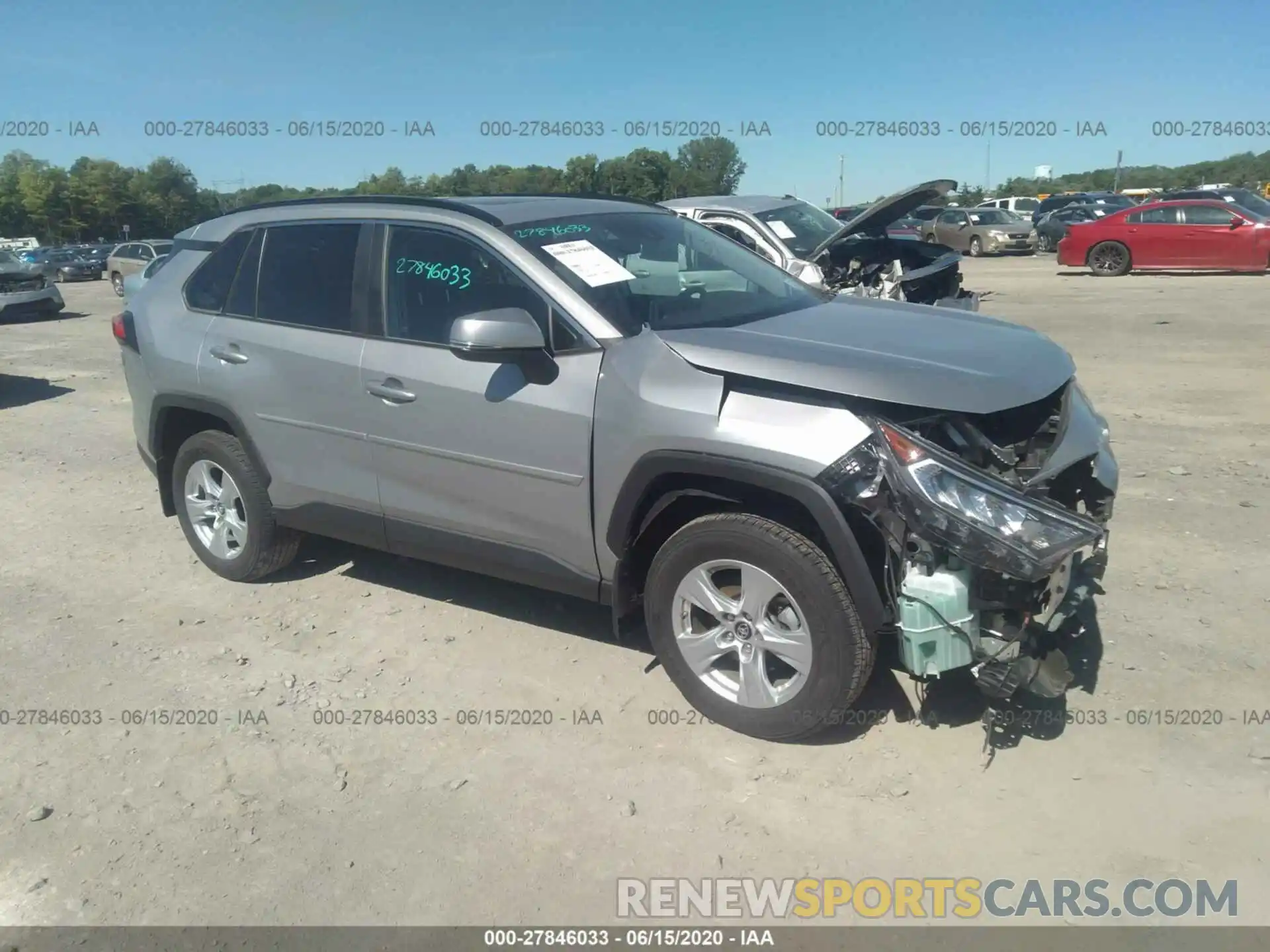 1 Photograph of a damaged car 2T3P1RFV9KW062742 TOYOTA RAV4 2019