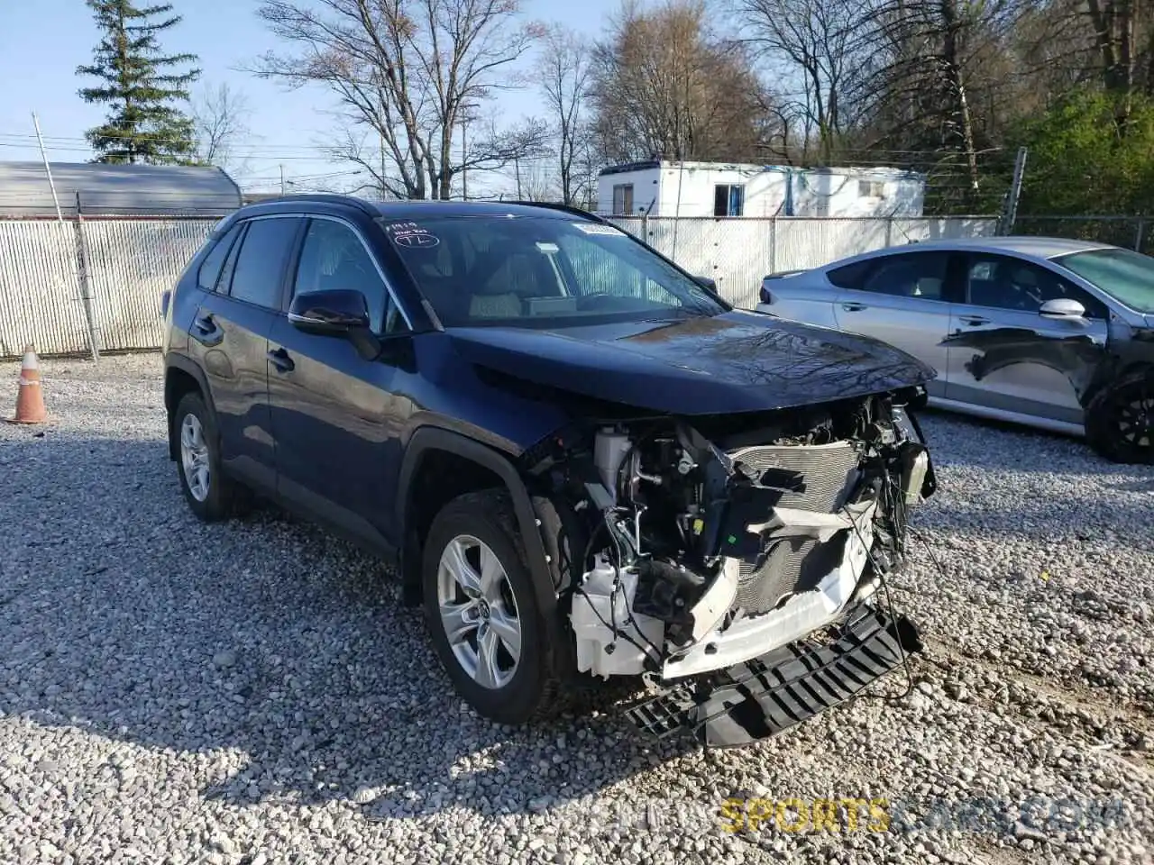 1 Photograph of a damaged car 2T3P1RFV9KW067553 TOYOTA RAV4 2019