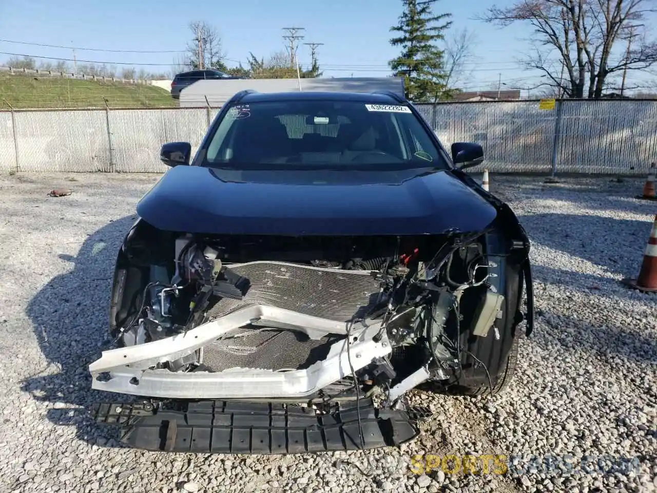 9 Photograph of a damaged car 2T3P1RFV9KW067553 TOYOTA RAV4 2019