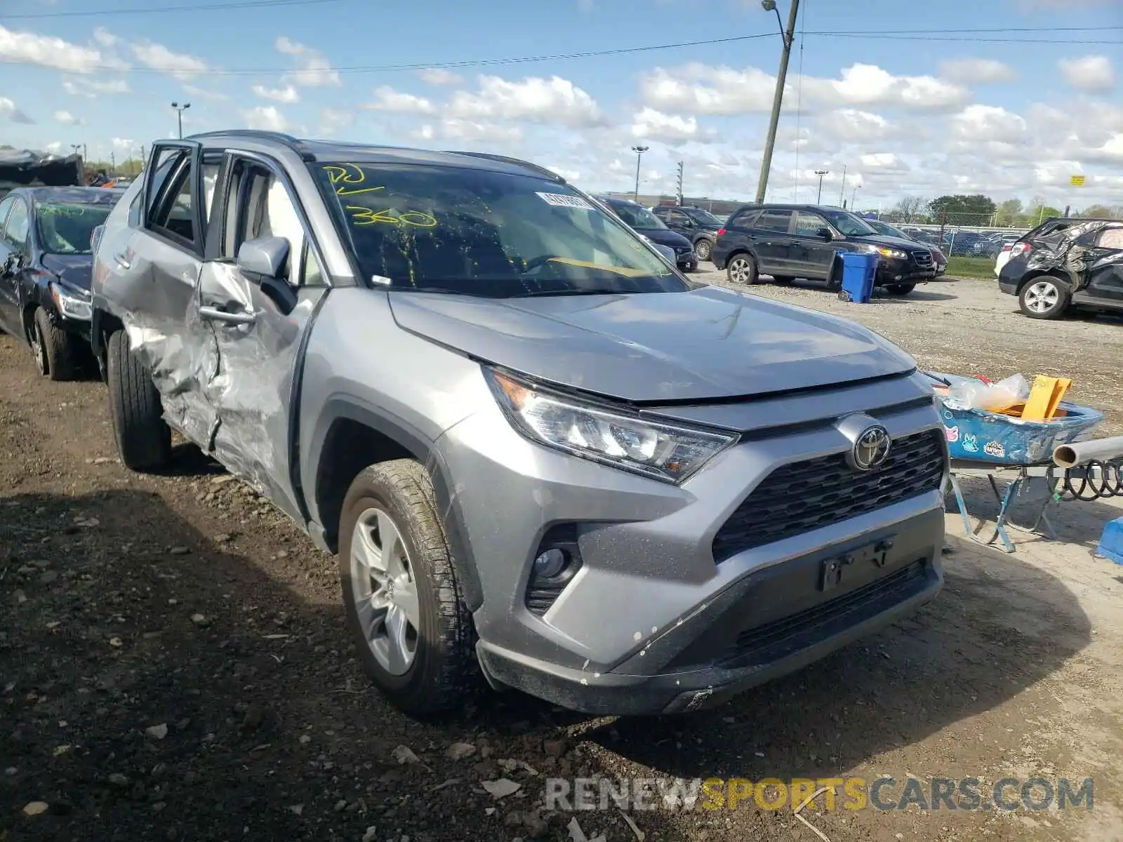 1 Photograph of a damaged car 2T3P1RFVXKC018928 TOYOTA RAV4 2019