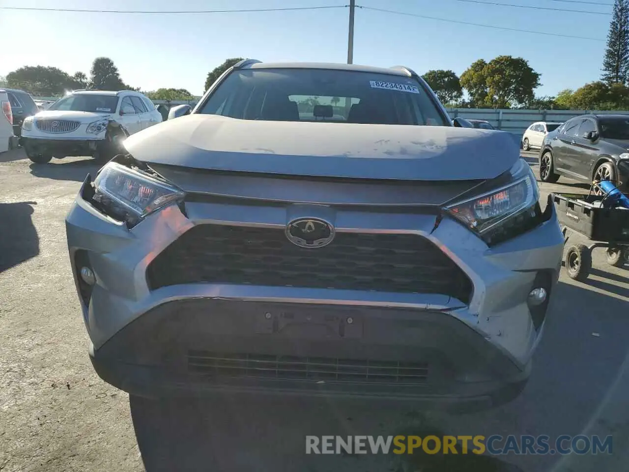 5 Photograph of a damaged car 2T3P1RFVXKC030447 TOYOTA RAV4 2019