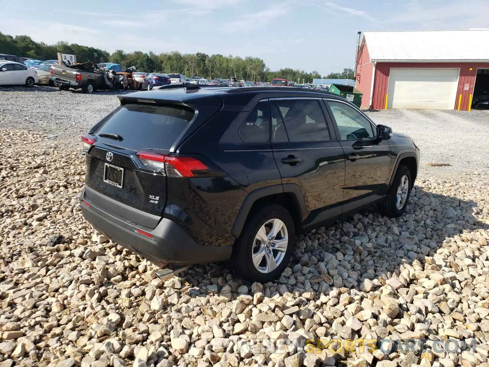 4 Photograph of a damaged car 2T3P1RFVXKC040296 TOYOTA RAV4 2019