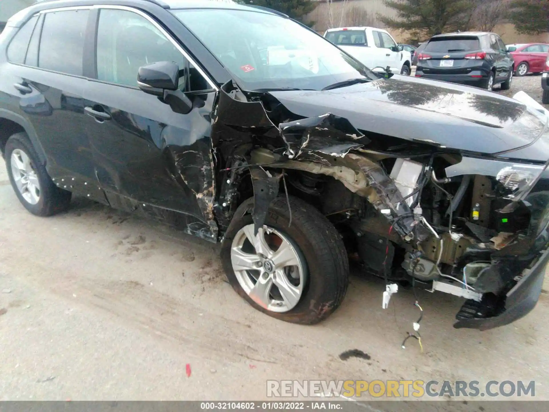 6 Photograph of a damaged car 2T3P1RFVXKC049063 TOYOTA RAV4 2019