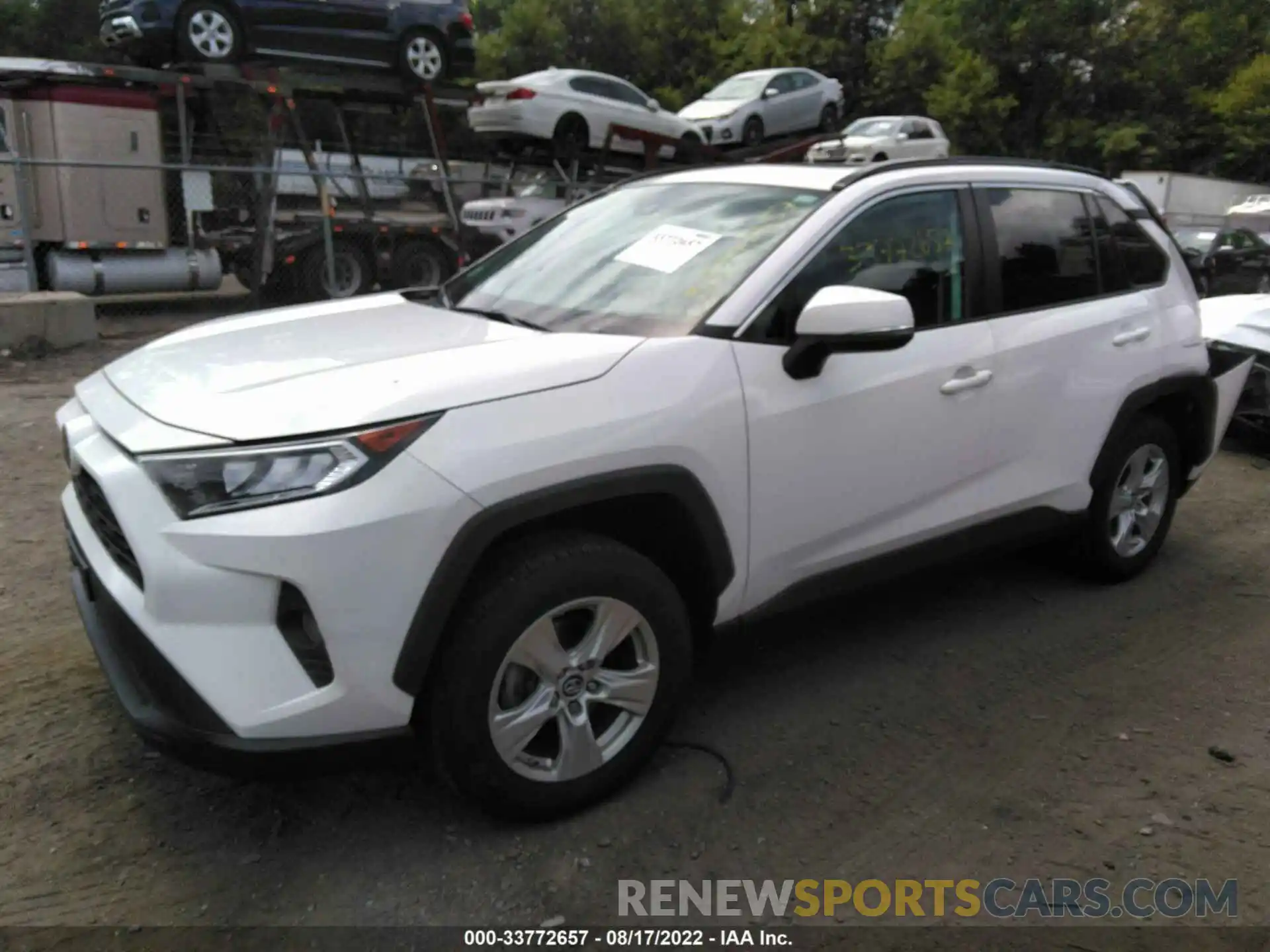 2 Photograph of a damaged car 2T3P1RFVXKW023996 TOYOTA RAV4 2019