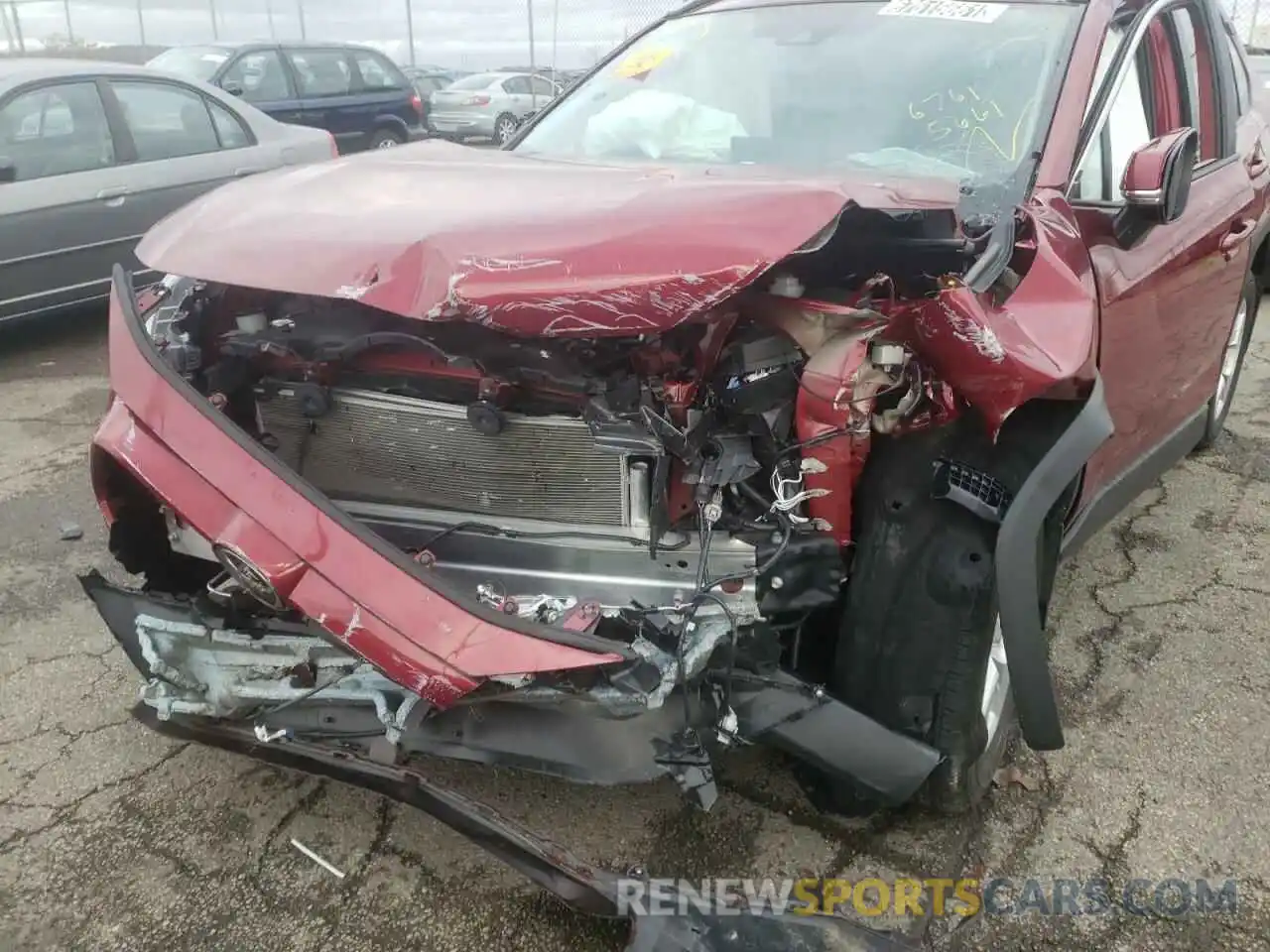 9 Photograph of a damaged car 2T3P1RFVXKW038661 TOYOTA RAV4 2019