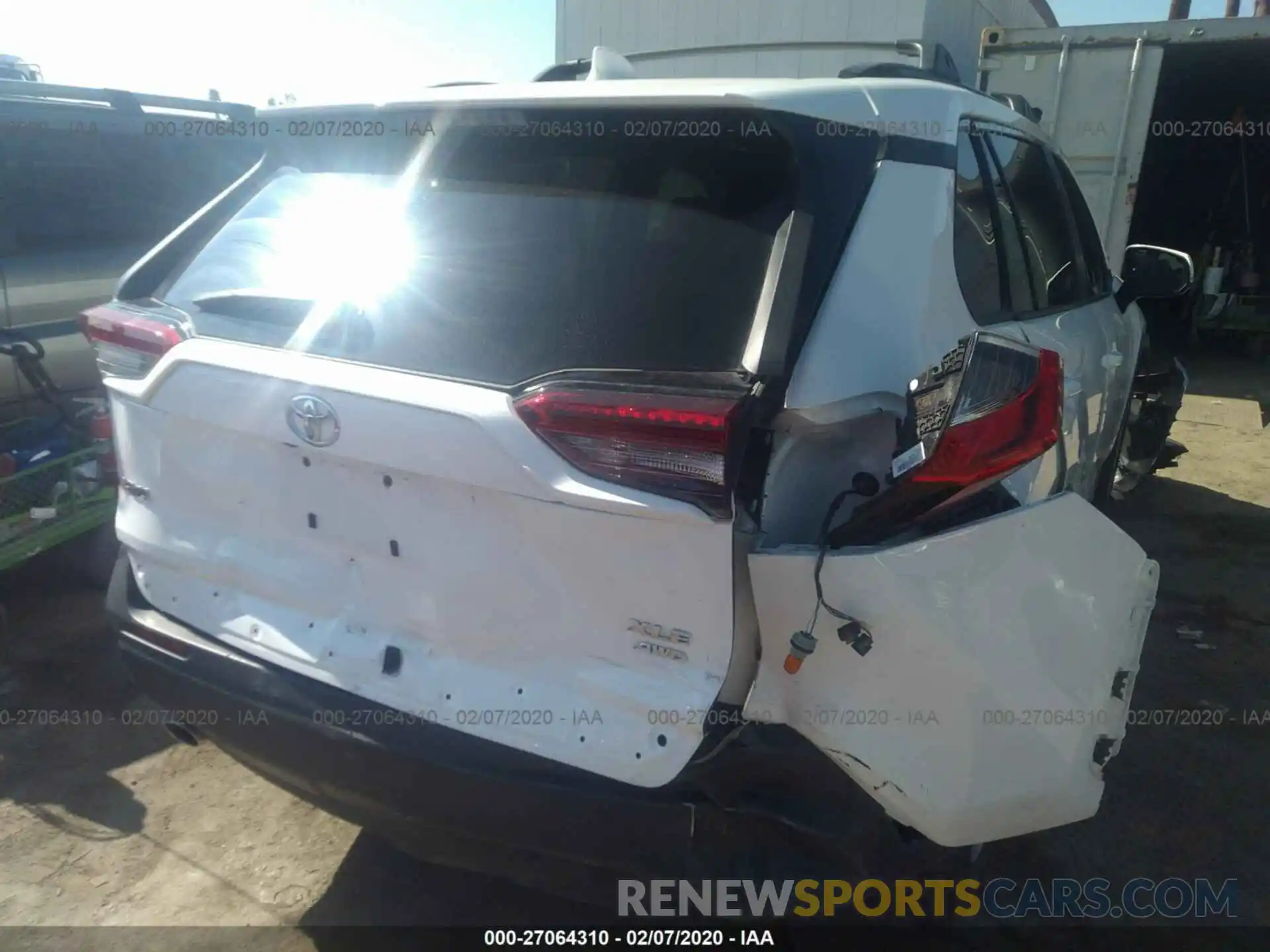 6 Photograph of a damaged car 2T3P1RFVXKW049076 TOYOTA RAV4 2019