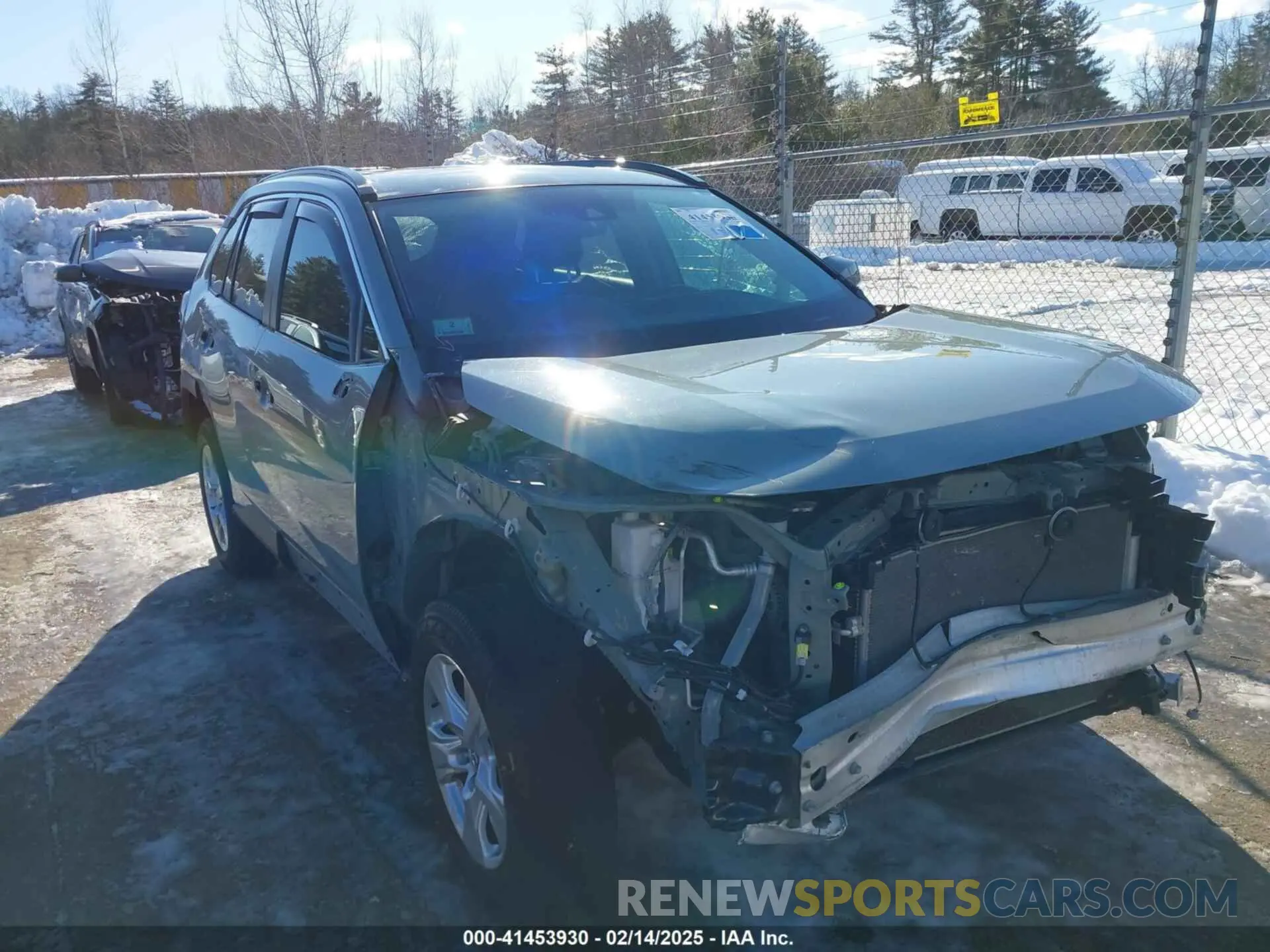 14 Photograph of a damaged car 2T3P1RFVXKW052589 TOYOTA RAV4 2019