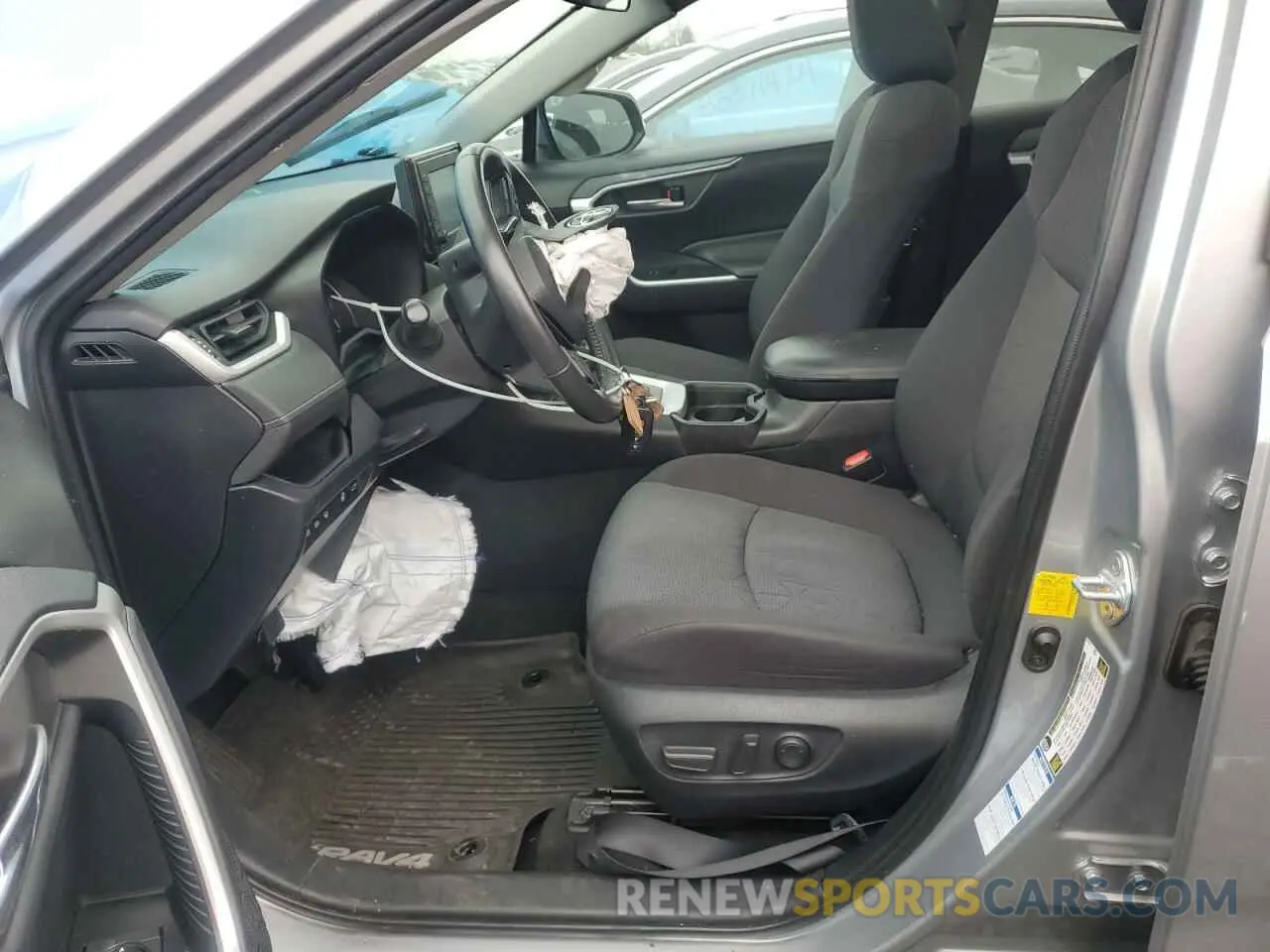 7 Photograph of a damaged car 2T3P1RFVXKW083566 TOYOTA RAV4 2019