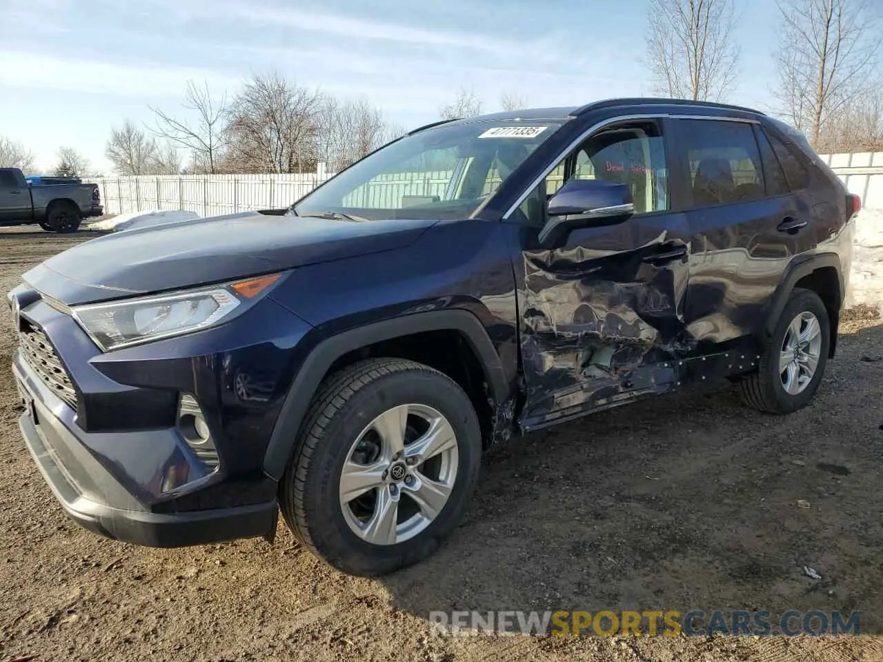 1 Photograph of a damaged car 2T3R1RFV0KW068860 TOYOTA RAV4 2019