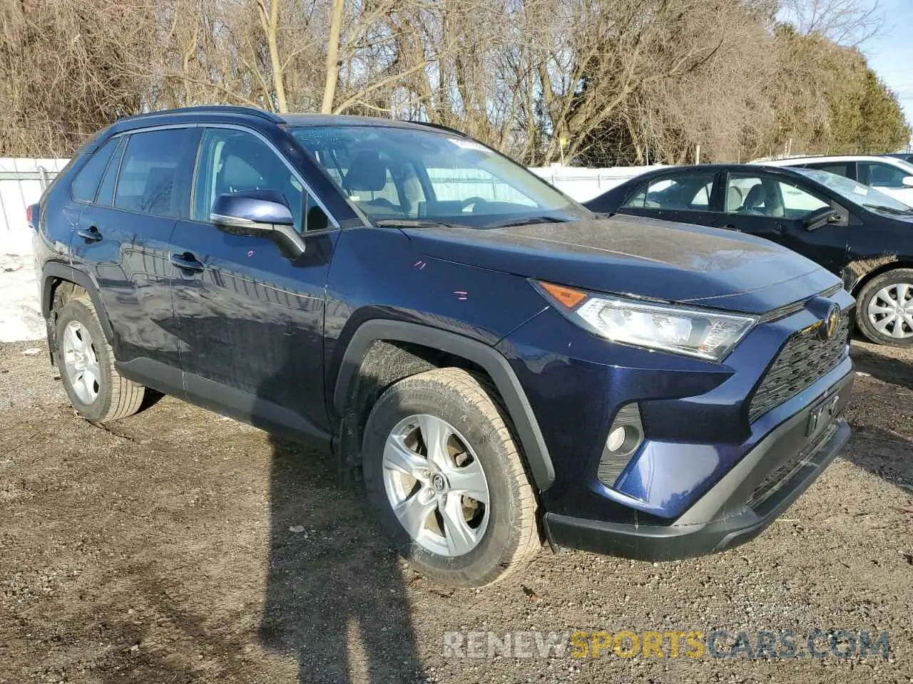 4 Photograph of a damaged car 2T3R1RFV0KW068860 TOYOTA RAV4 2019