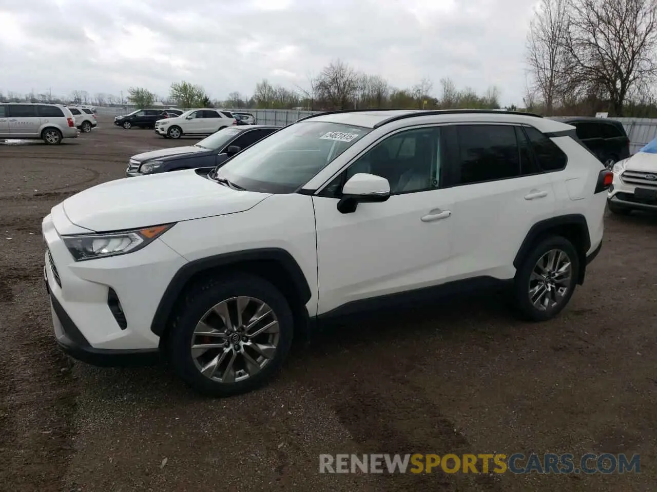 1 Photograph of a damaged car 2T3R1RFV7KW042451 TOYOTA RAV4 2019