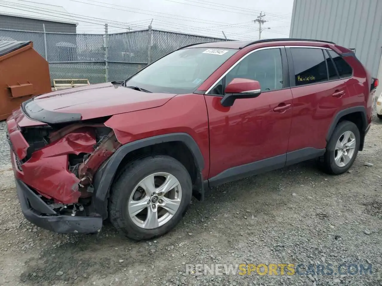 1 Photograph of a damaged car 2T3R1RFV9KW043939 TOYOTA RAV4 2019