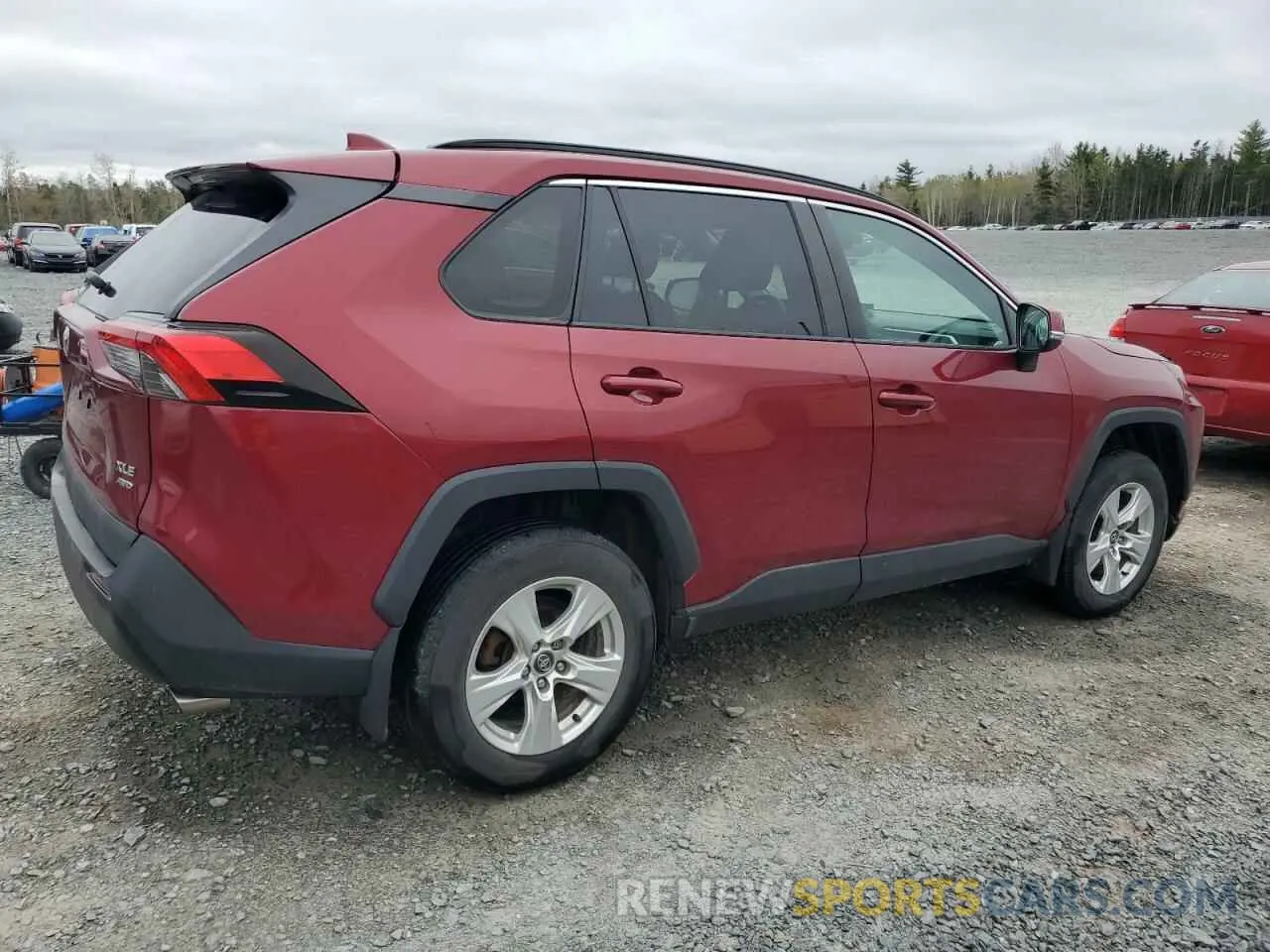 3 Photograph of a damaged car 2T3R1RFV9KW043939 TOYOTA RAV4 2019