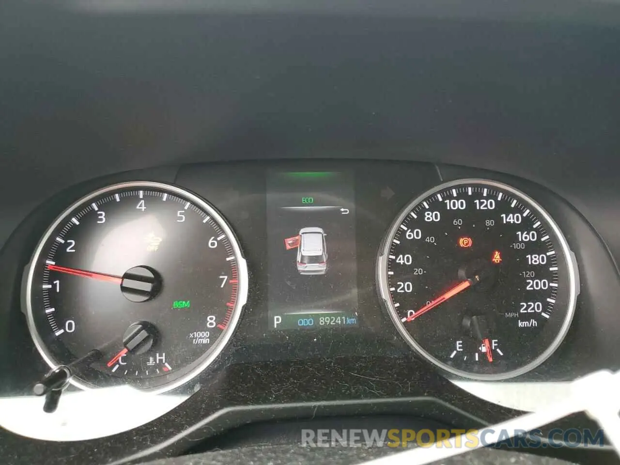 9 Photograph of a damaged car 2T3R1RFV9KW043939 TOYOTA RAV4 2019
