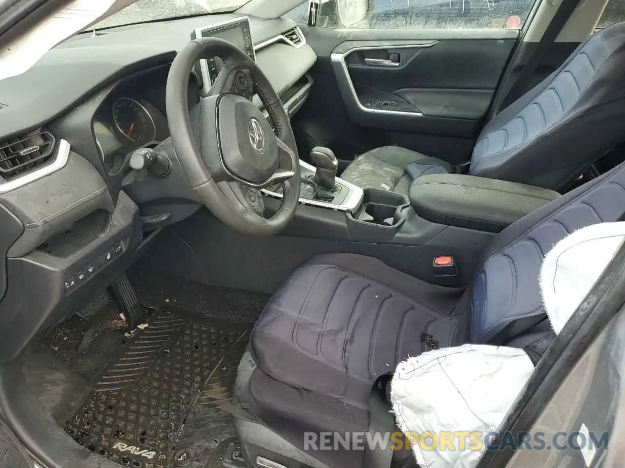 7 Photograph of a damaged car 2T3R1RFVXKC047595 TOYOTA RAV4 2019