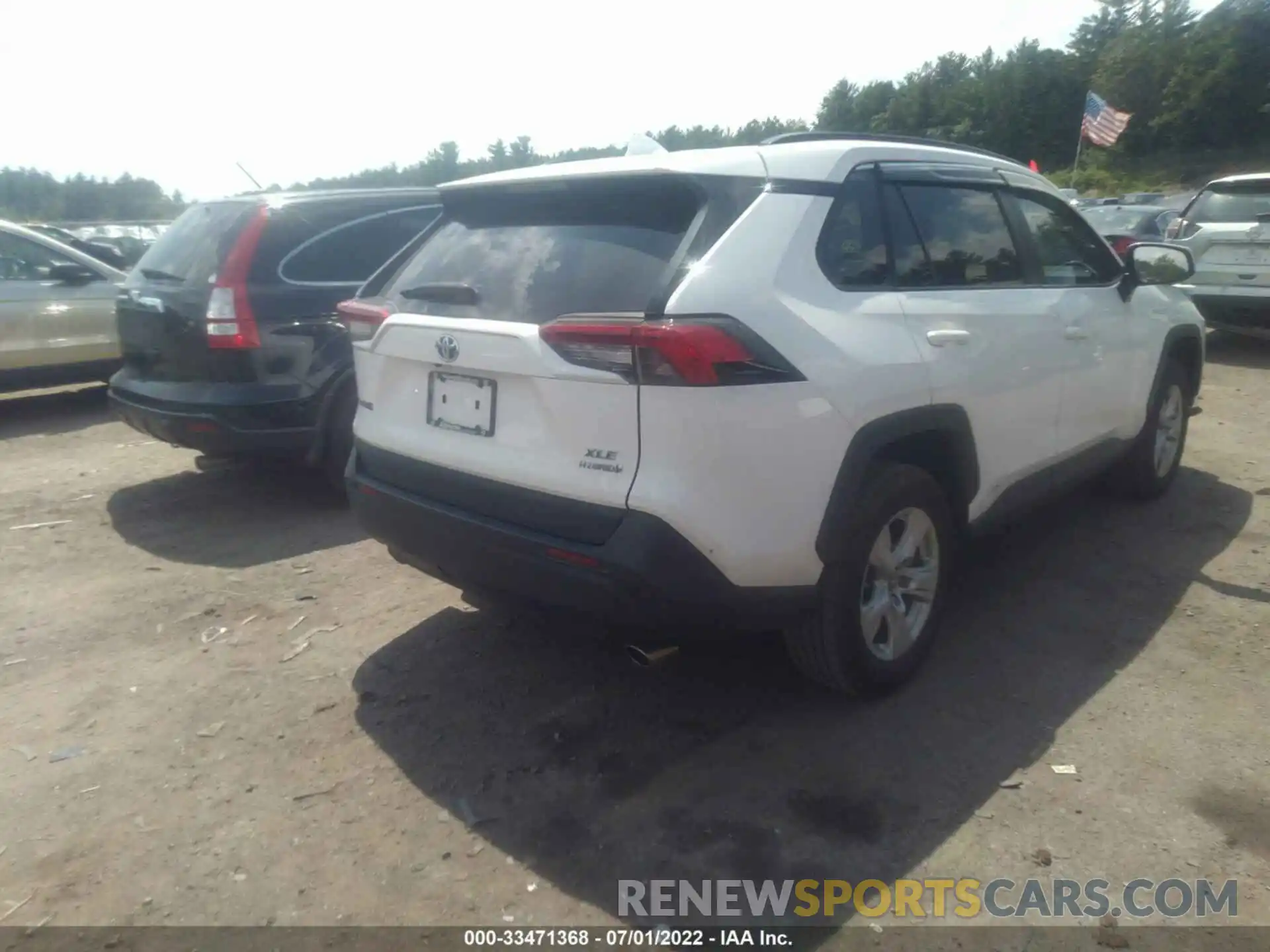 4 Photograph of a damaged car 2T3RWRFV0KW002603 TOYOTA RAV4 2019