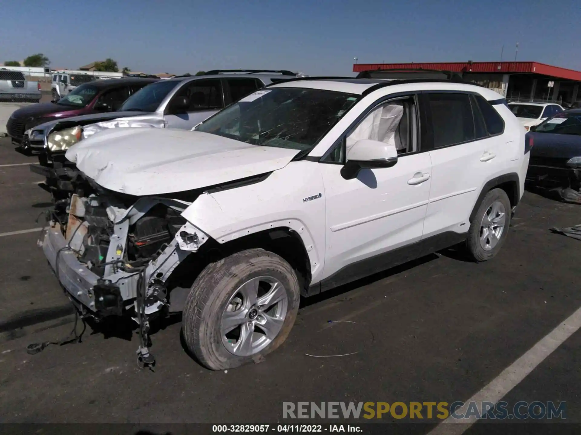 2 Photograph of a damaged car 2T3RWRFV0KW021037 TOYOTA RAV4 2019