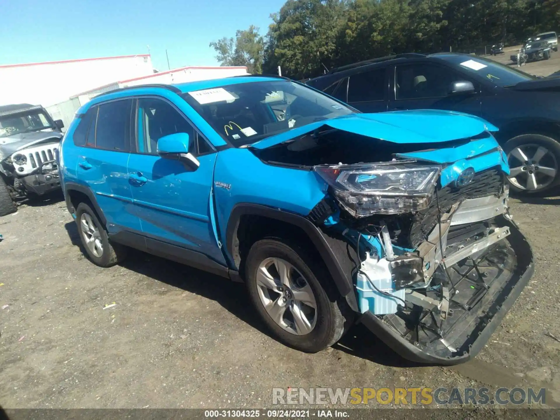 1 Photograph of a damaged car 2T3RWRFV0KW023564 TOYOTA RAV4 2019