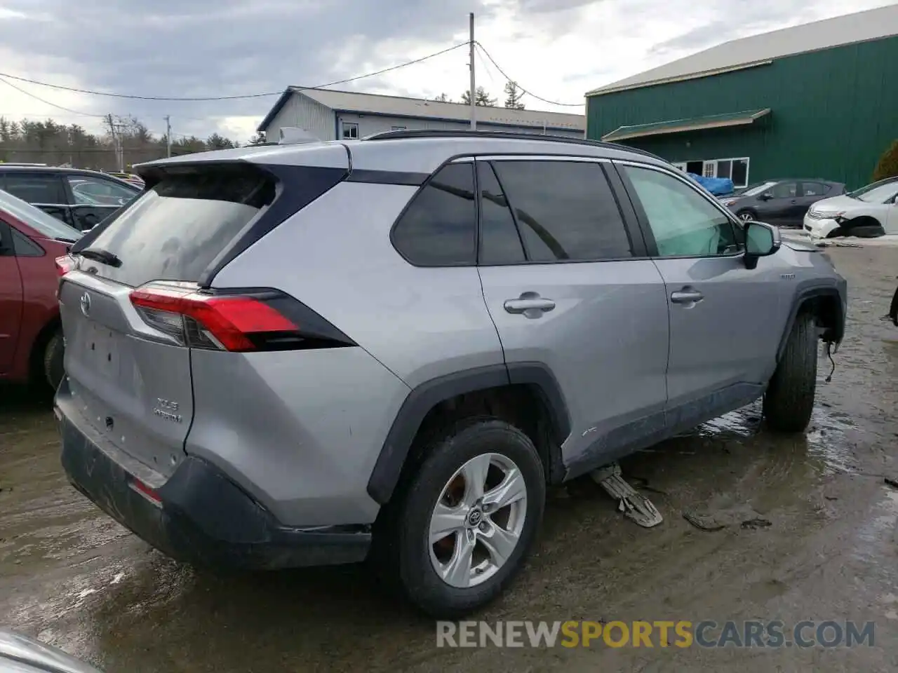 4 Photograph of a damaged car 2T3RWRFV0KW027467 TOYOTA RAV4 2019