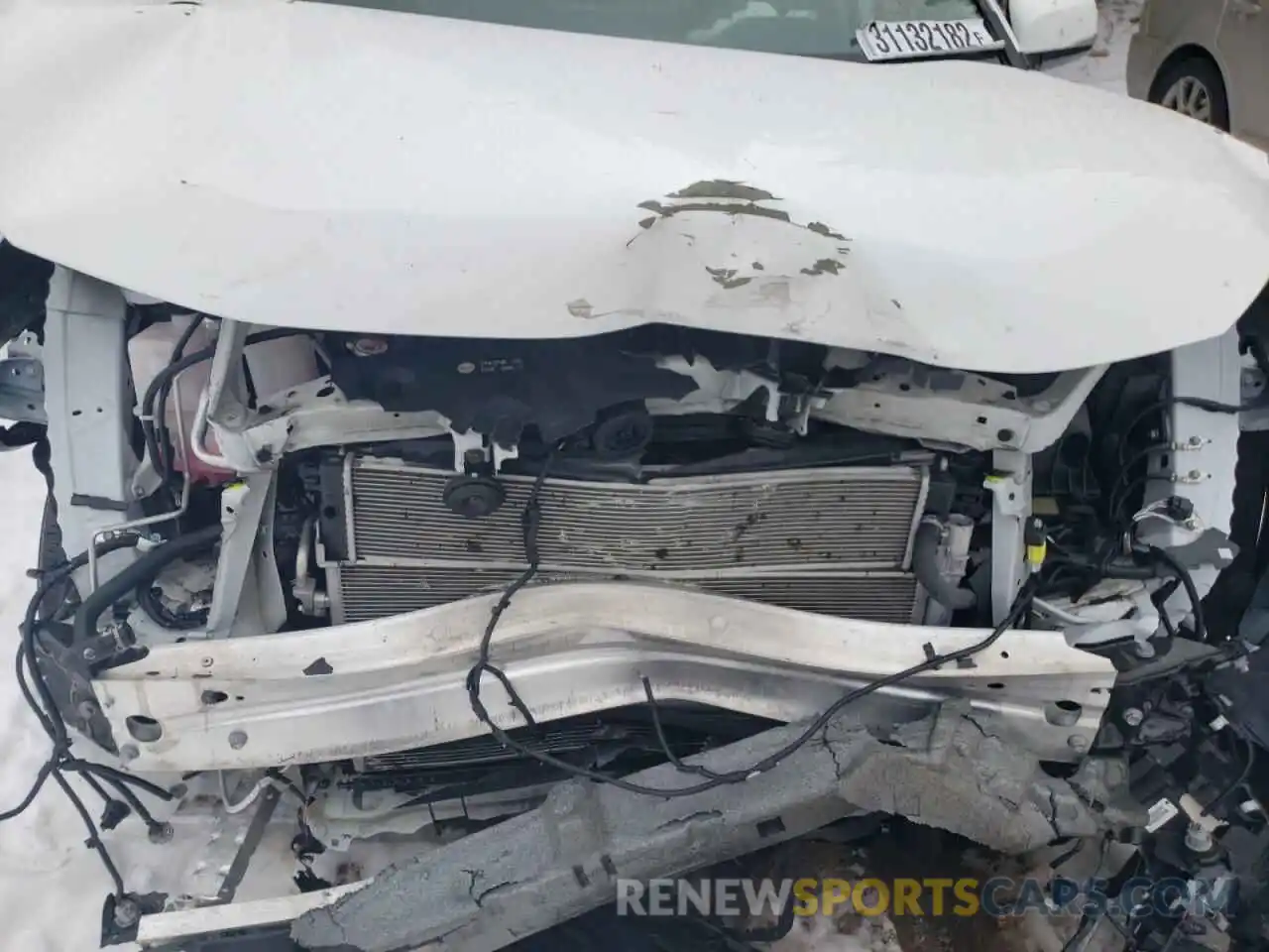 9 Photograph of a damaged car 2T3RWRFV0KW039473 TOYOTA RAV4 2019