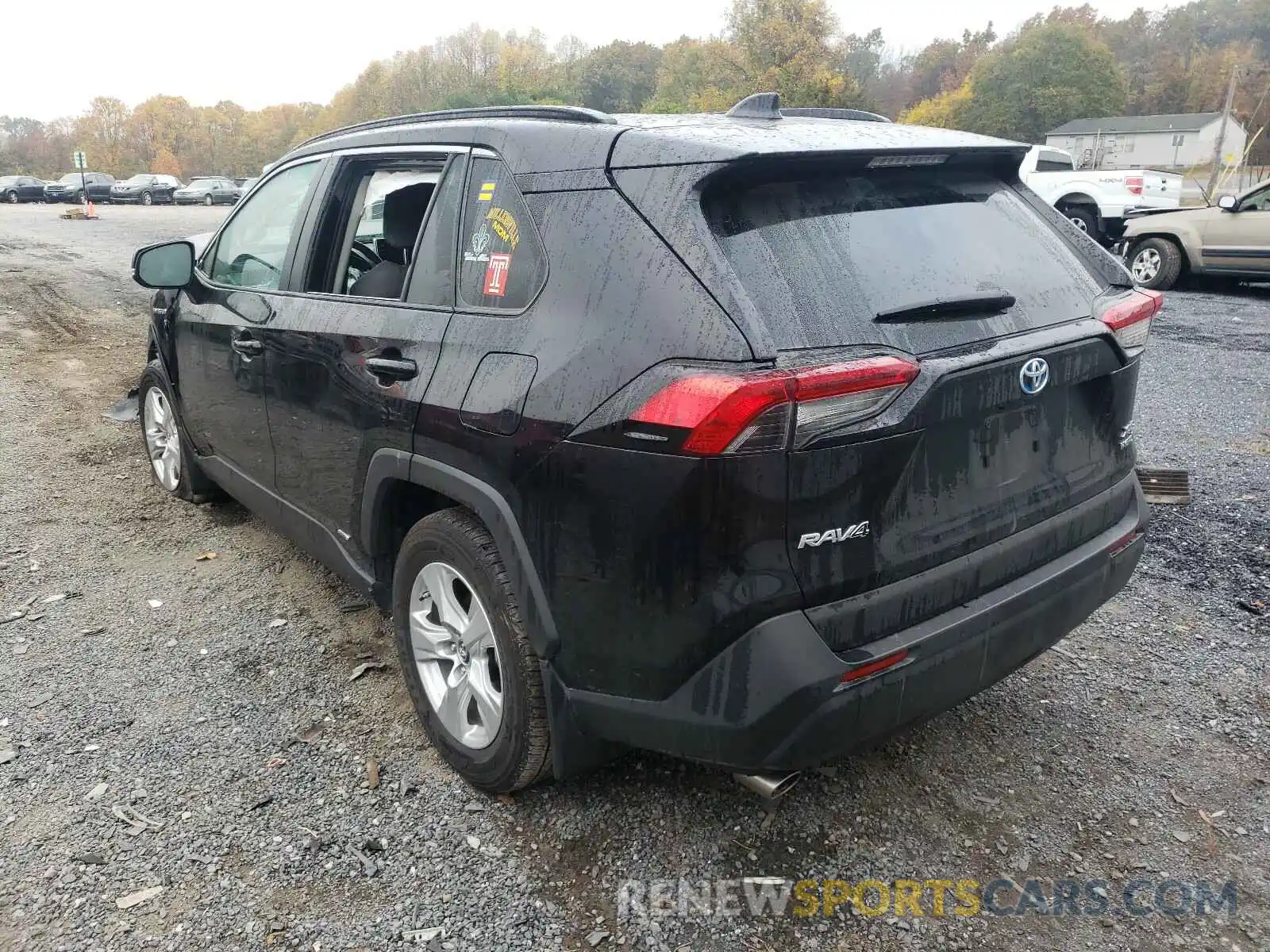 3 Photograph of a damaged car 2T3RWRFV1KW016025 TOYOTA RAV4 2019