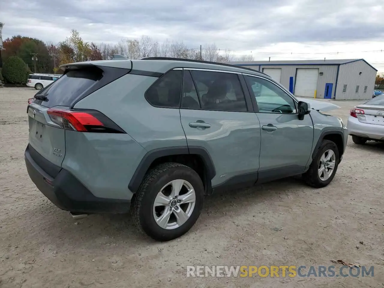 3 Photograph of a damaged car 2T3RWRFV1KW021337 TOYOTA RAV4 2019