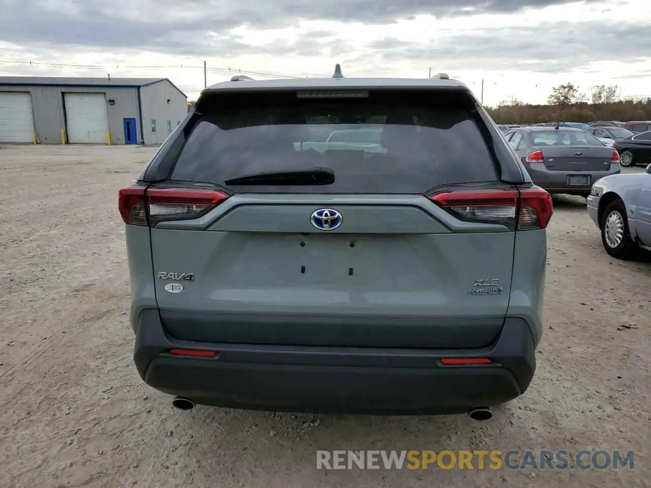 6 Photograph of a damaged car 2T3RWRFV1KW021337 TOYOTA RAV4 2019