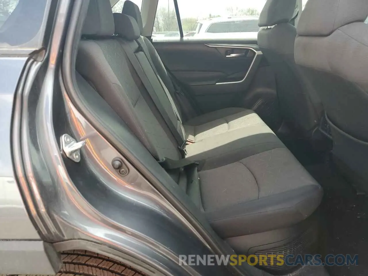 11 Photograph of a damaged car 2T3RWRFV1KW034816 TOYOTA RAV4 2019