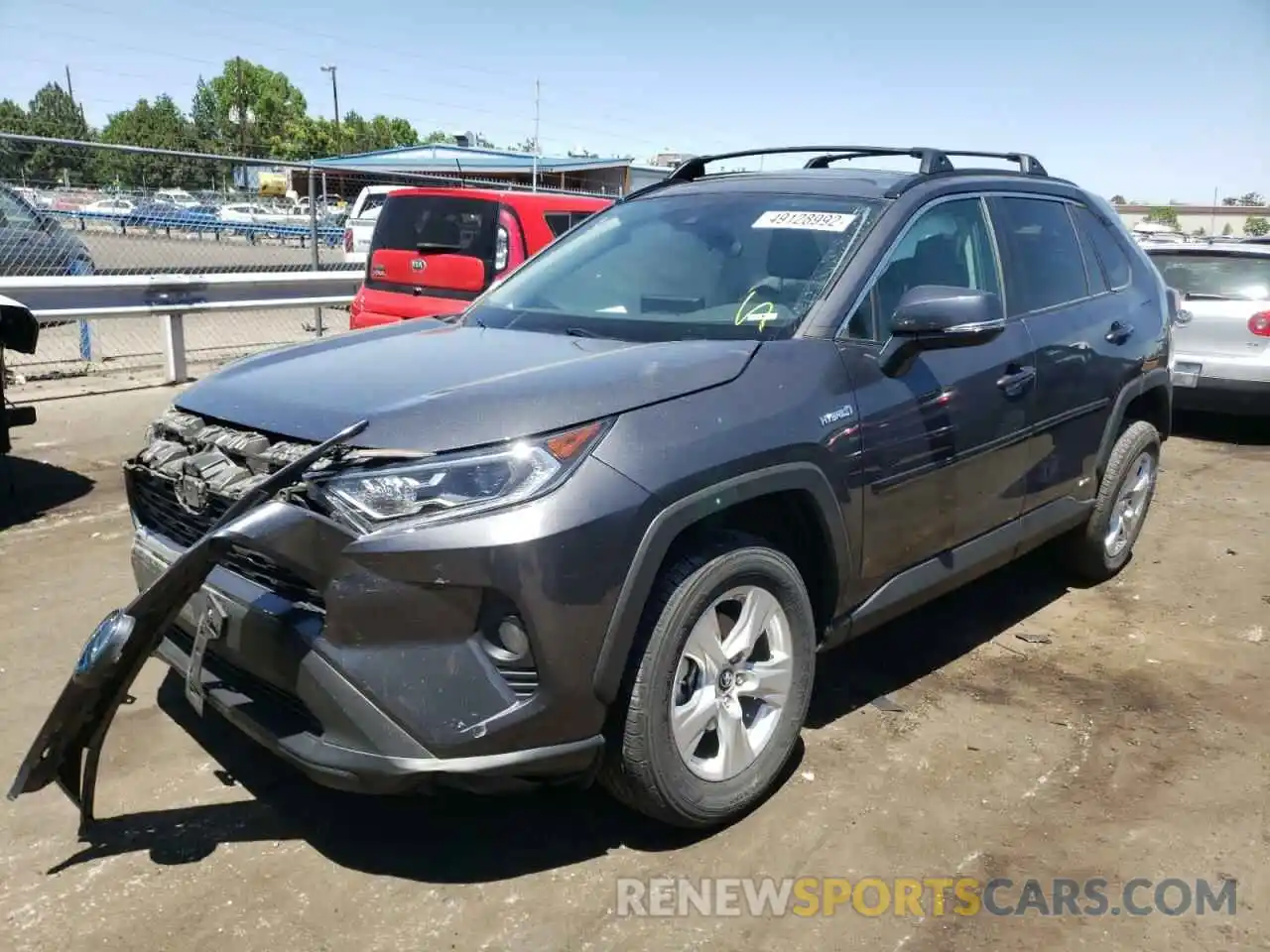 2 Photograph of a damaged car 2T3RWRFV2KW013702 TOYOTA RAV4 2019